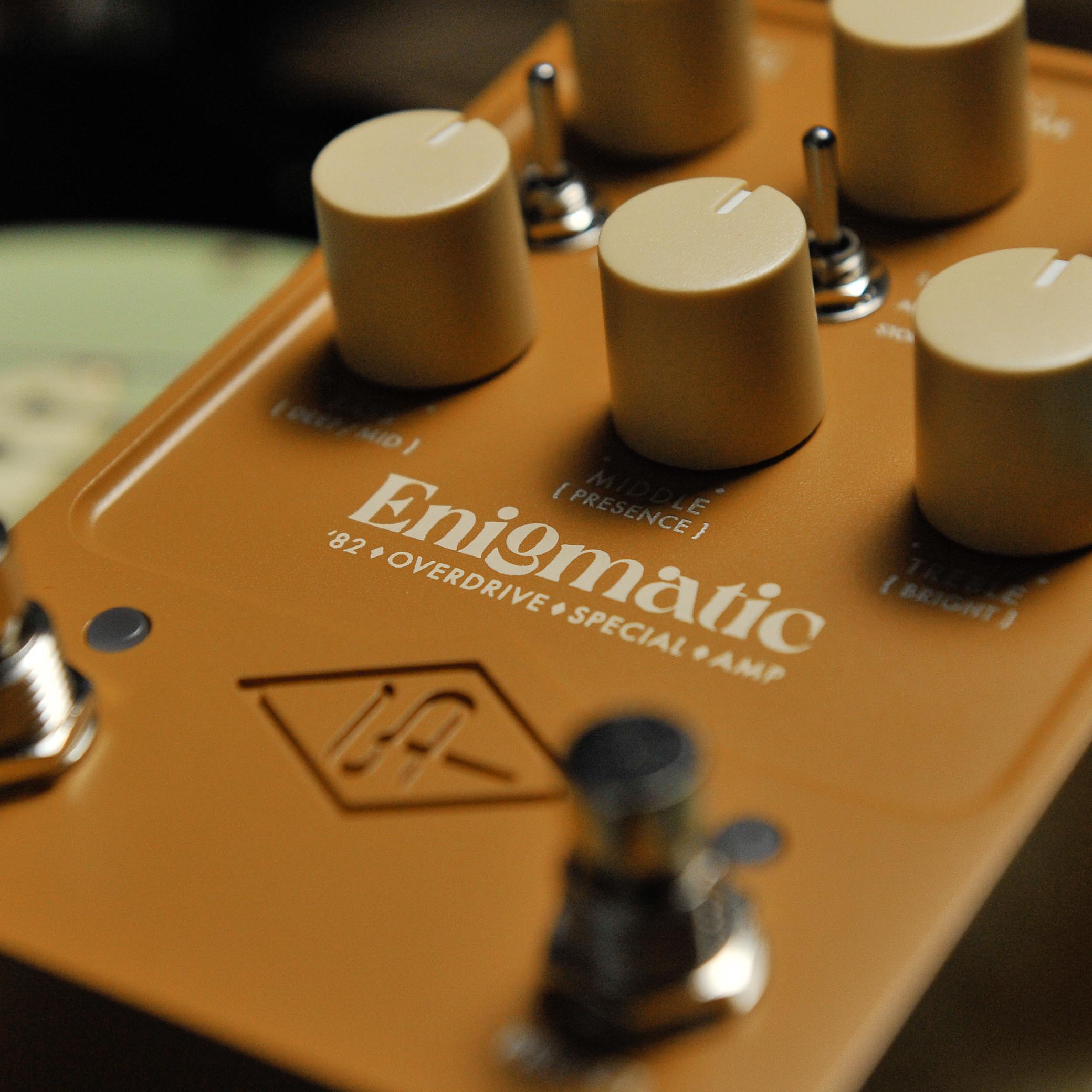 UAFX Enigmatic '82 Overdrive Special Amp Pedal