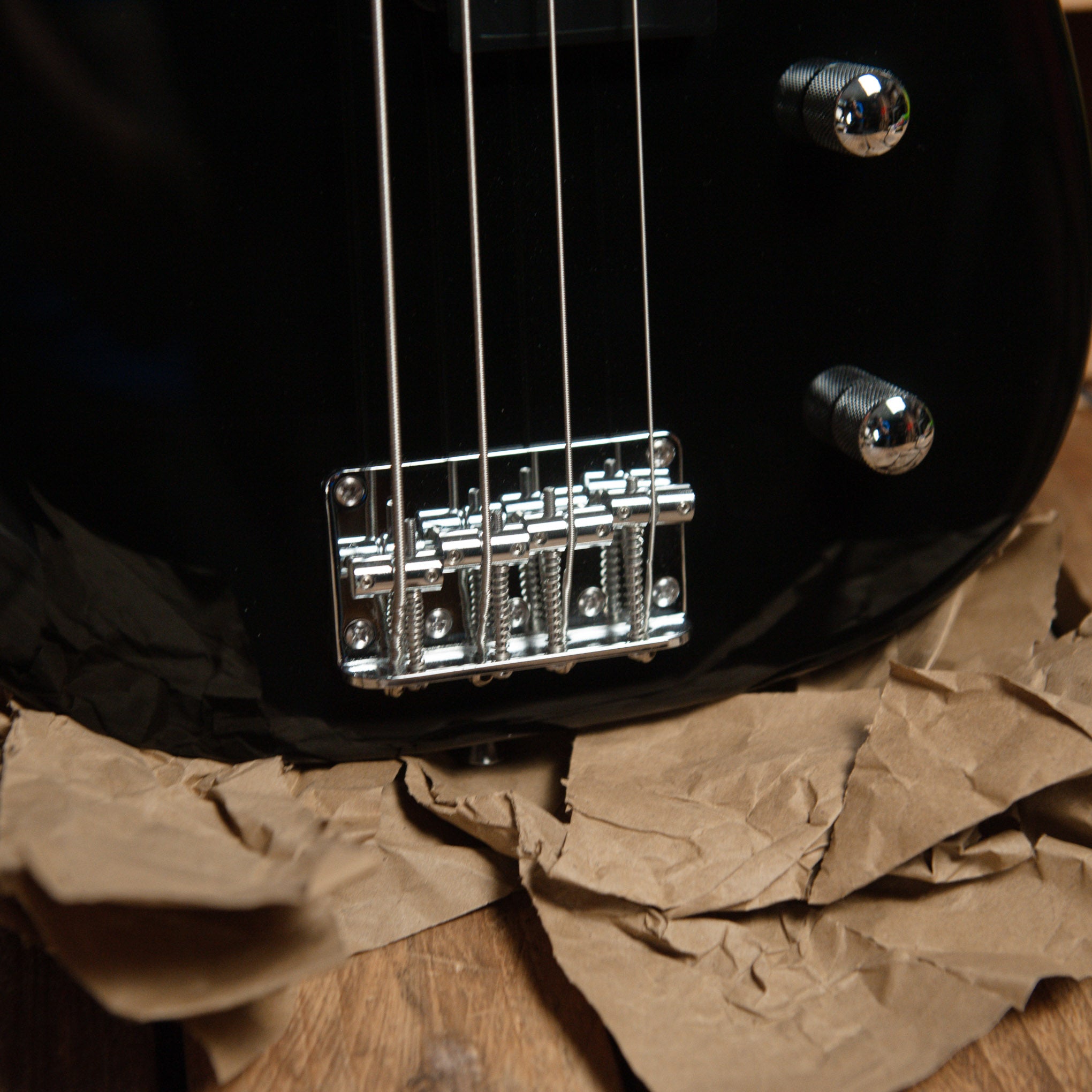 Artist P-Bass Black Short Scale - Used