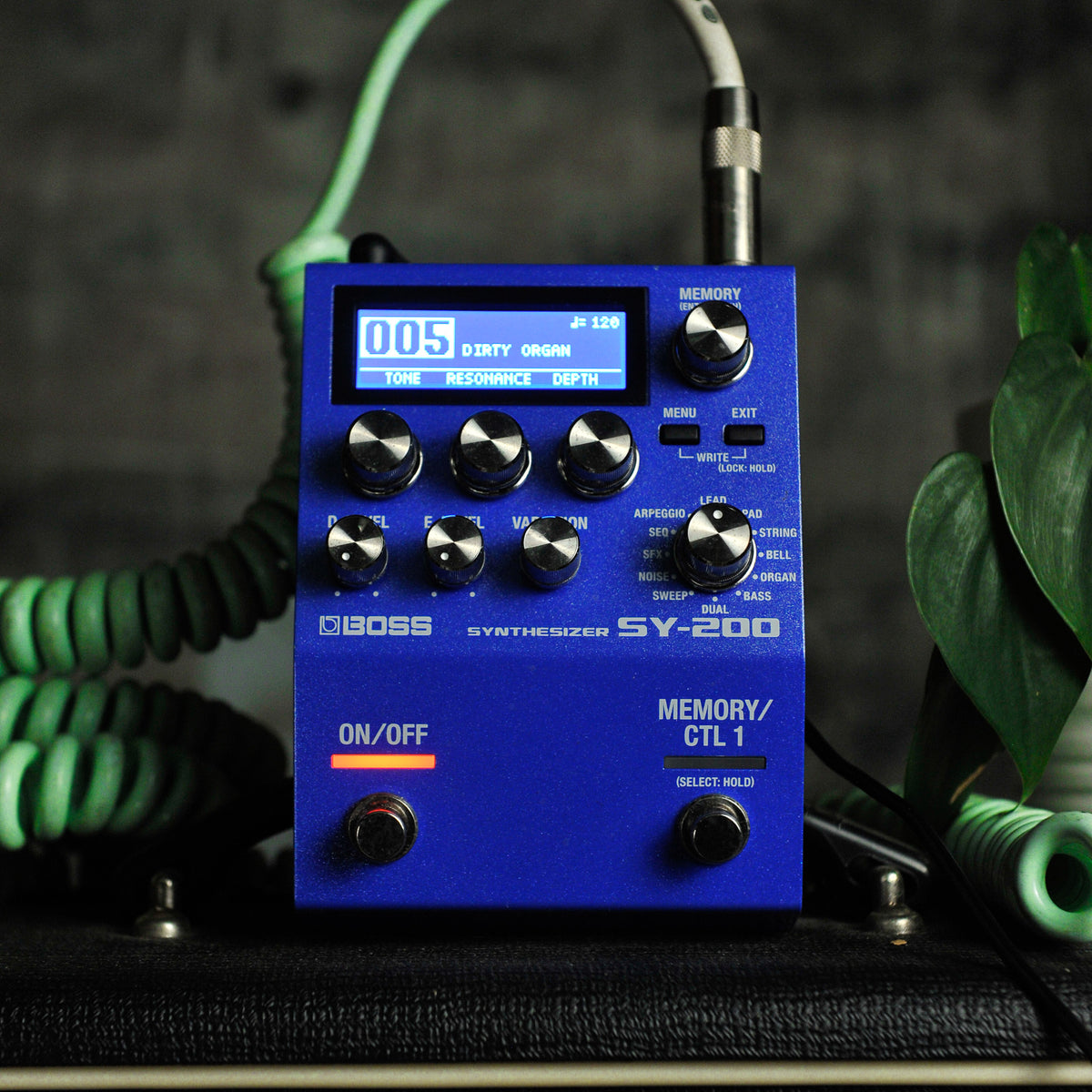 Boss SY-200 Guitar and Bass Synthesizer - Used