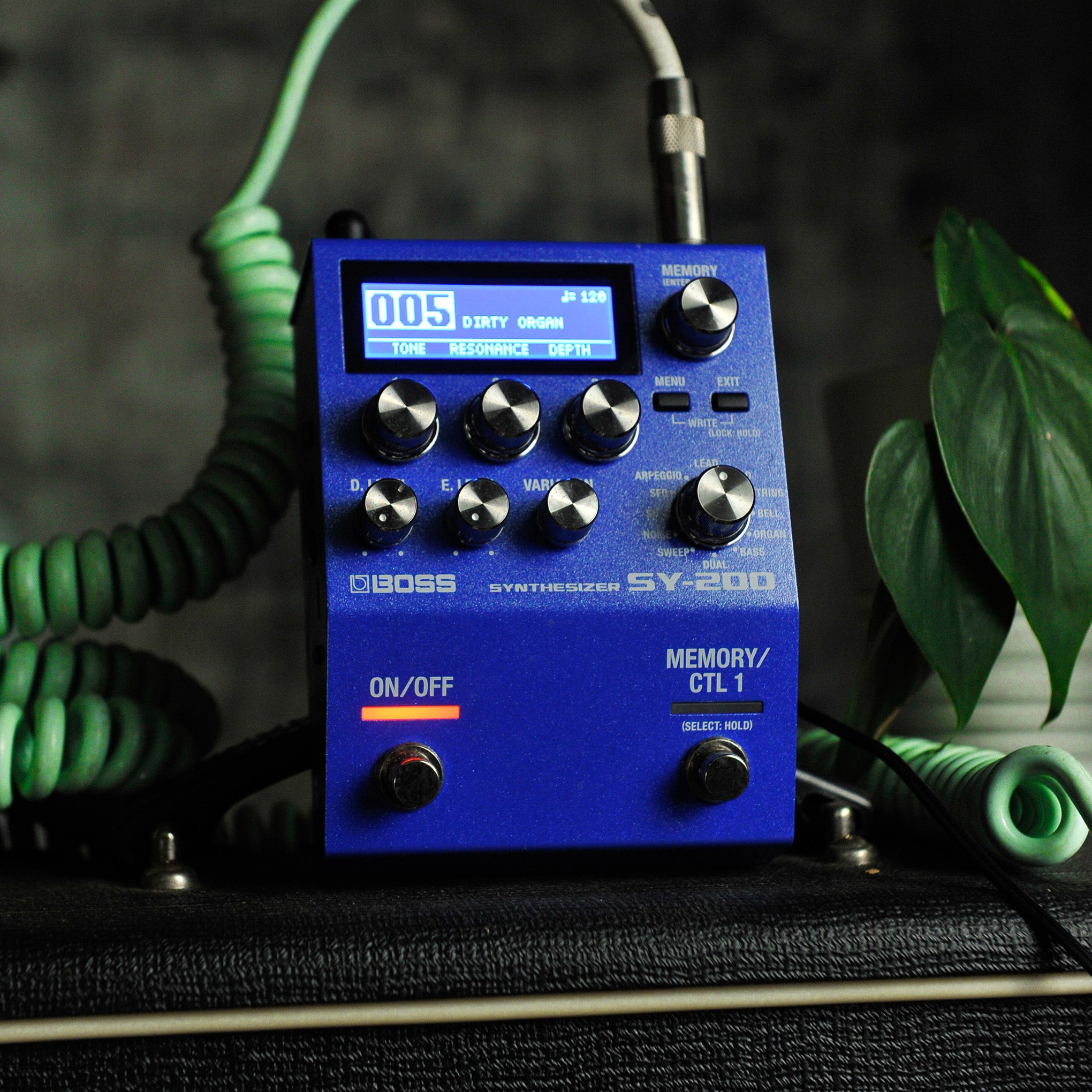 Boss SY-200 Guitar and Bass Synthesizer - Used
