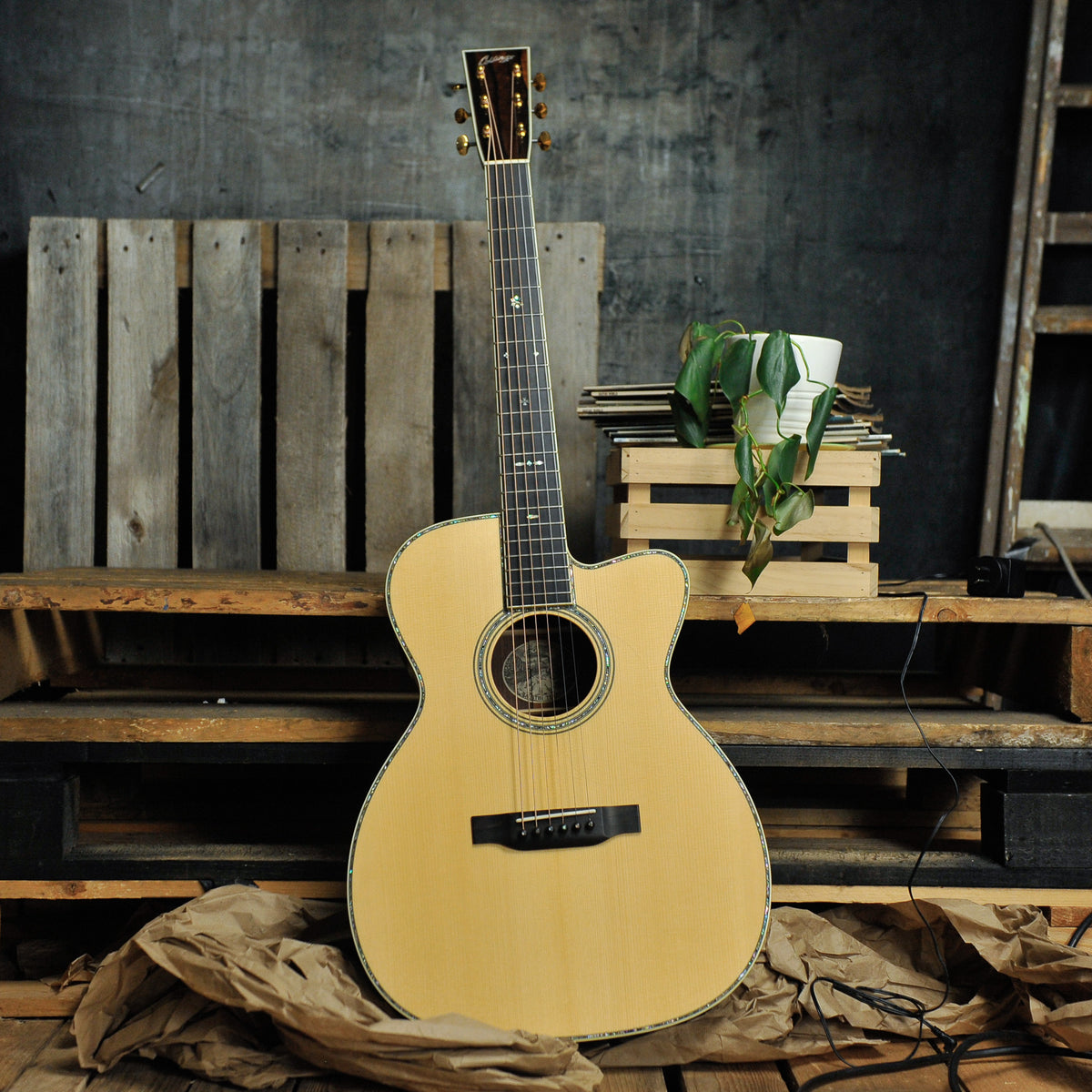 Collings OM42A Custom #29613 w/Case - Used