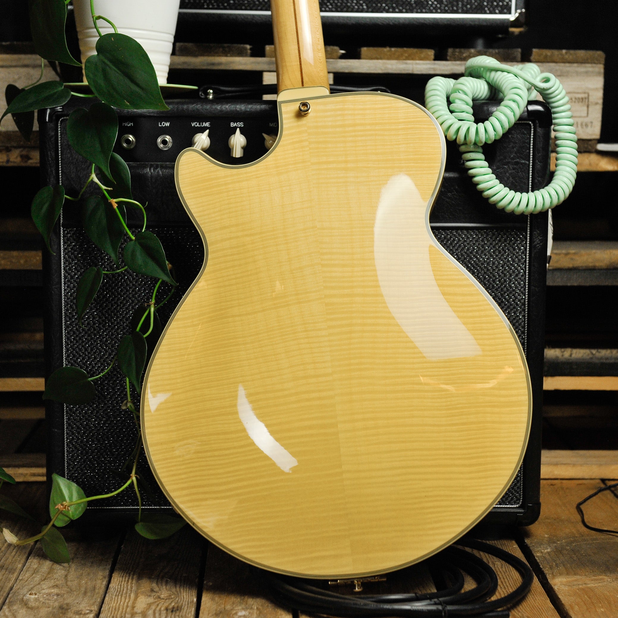 D'Angelico Excel EXSS Semi Hollow Electric Guitar Amber w/Case - Used