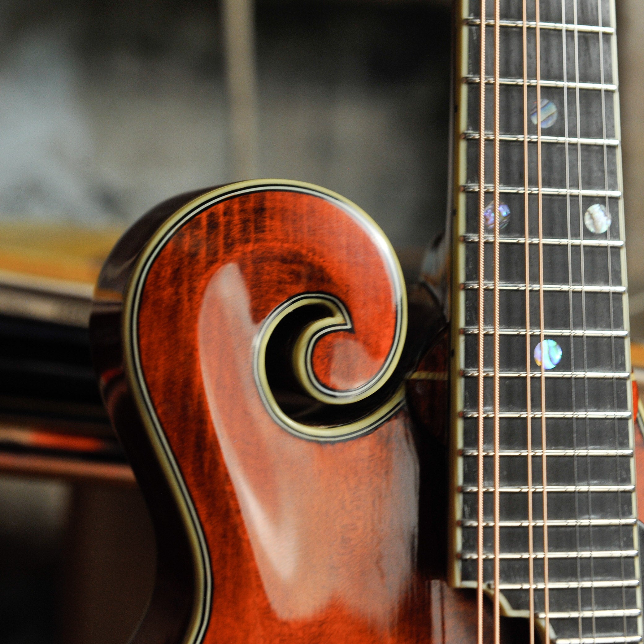 Eastman MD815PGE-HB Mint Condition W/ Case - Used