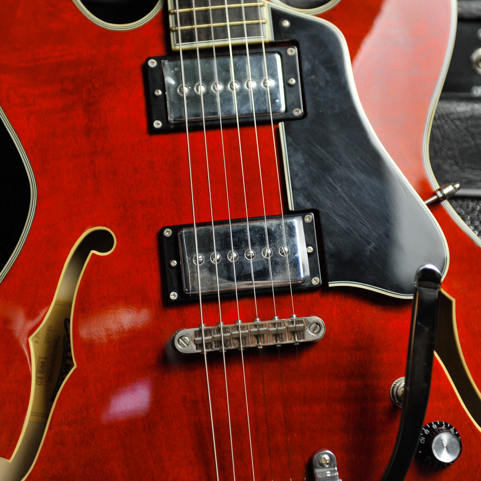Eastman T486B-R Thinline Hollowbody Electric w/Bigsby - Used