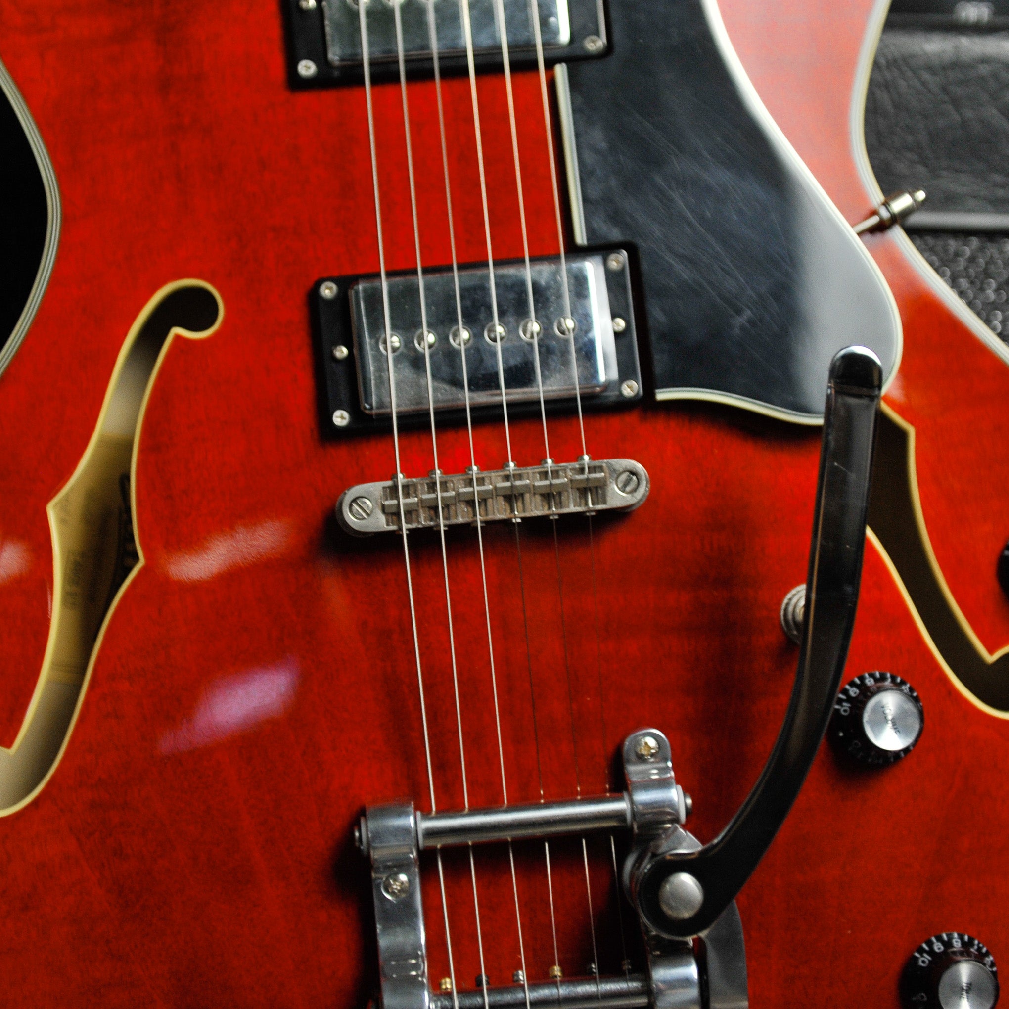 Eastman T486B-R Thinline Hollowbody Electric w/Bigsby - Used
