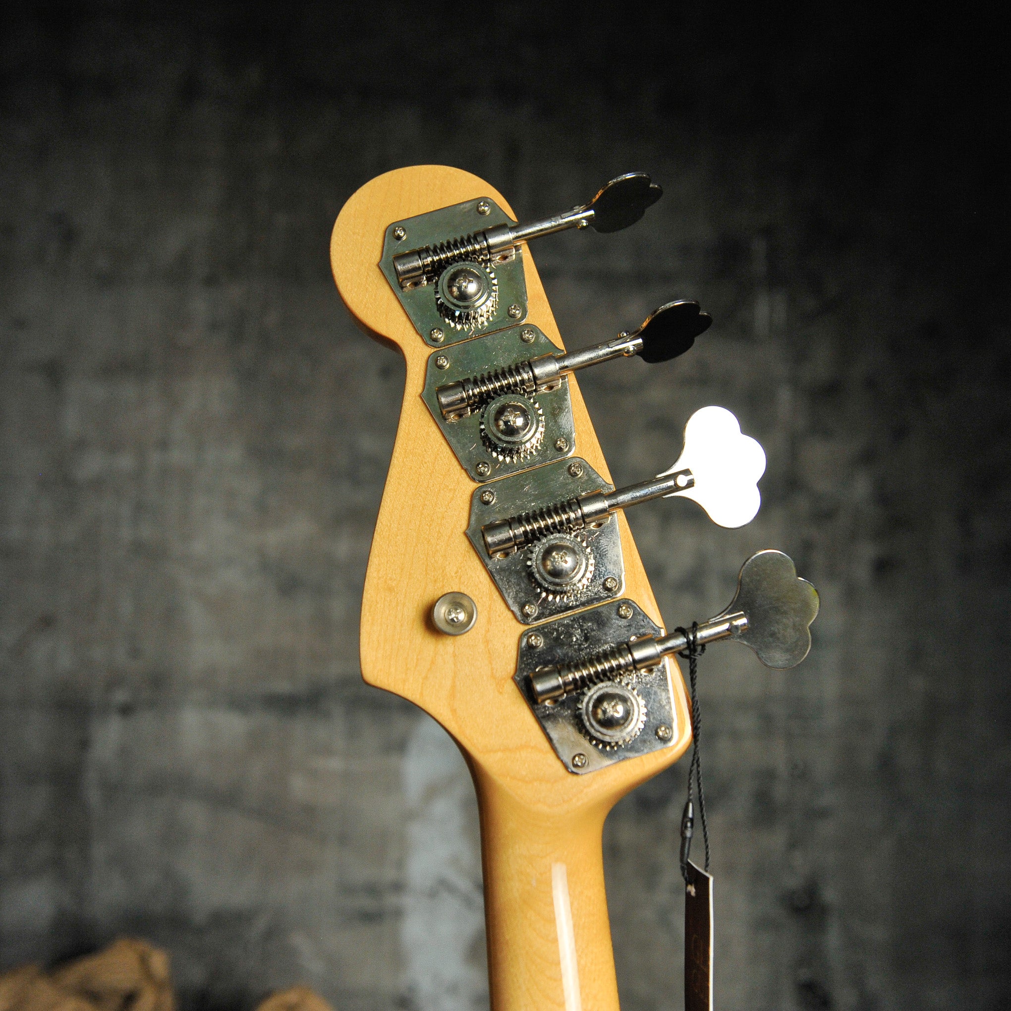 Fender American Original '60s Jazz Bass®, 3-Color Sunburst w/Case - Used