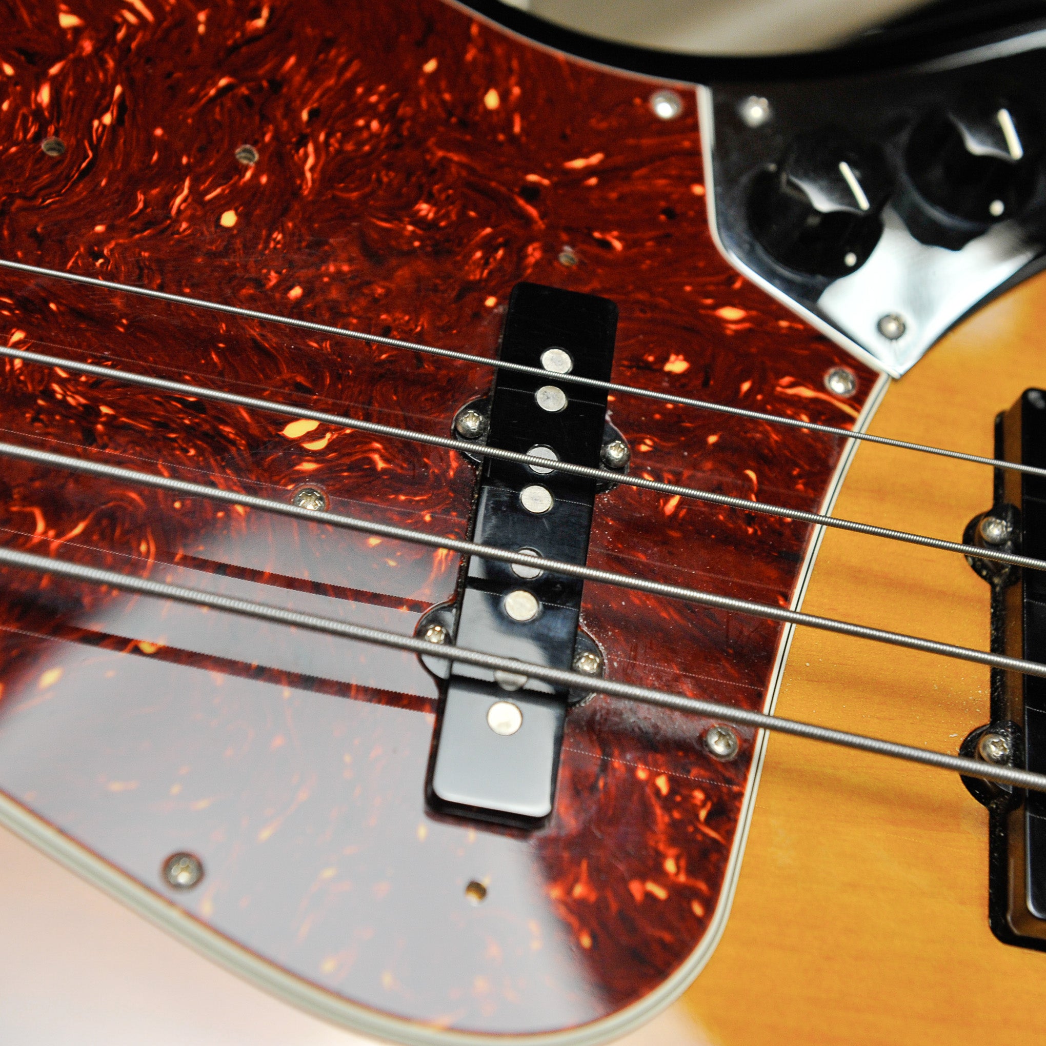 Fender American Original '60s Jazz Bass®, 3-Color Sunburst w/Case - Used