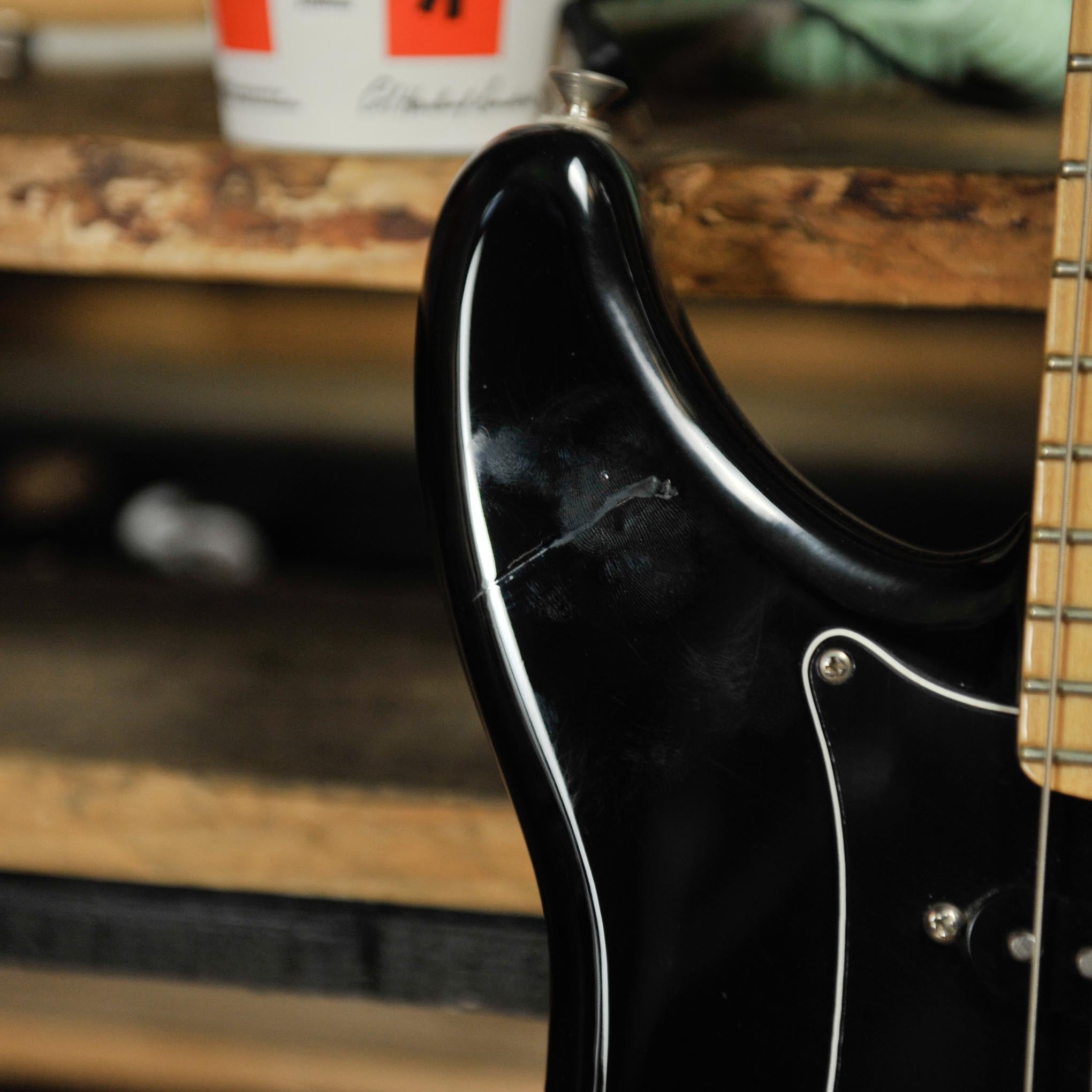 Fender Lead 2 , MN Black 2019 W/Case - Used