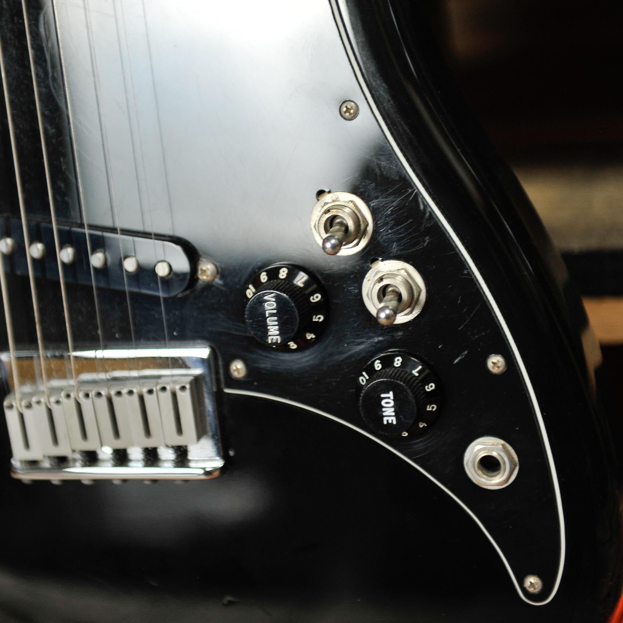 Fender Lead 2 , MN Black 2019 W/Case - Used