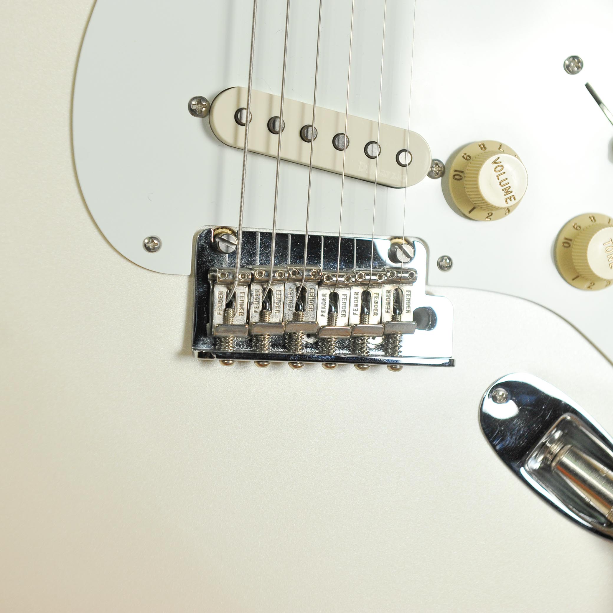 Fender Lincoln Brewster Stratocaster Olympic Pearl w/Case - Used