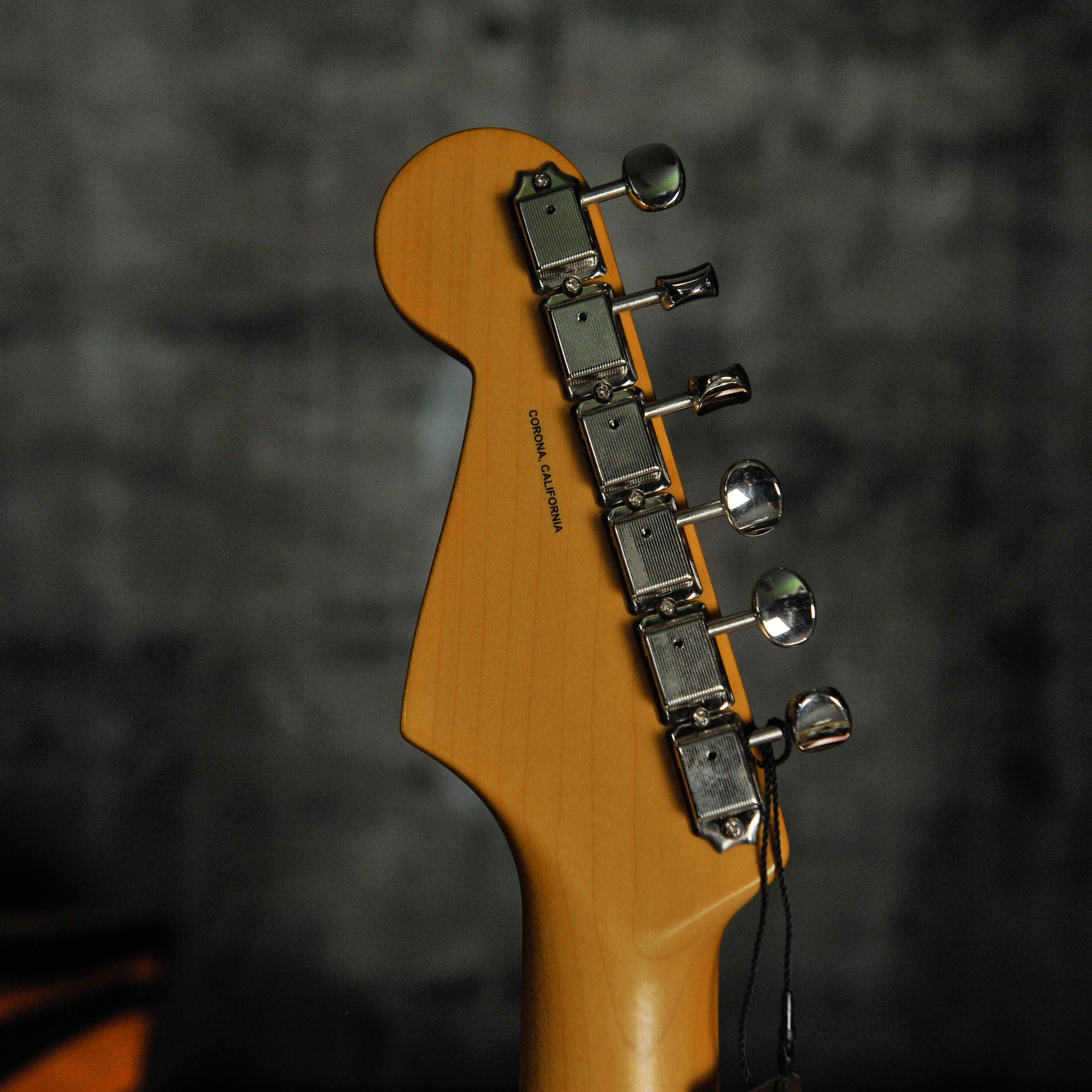 Fender Lincoln Brewster Stratocaster Olympic Pearl w/Case - Used