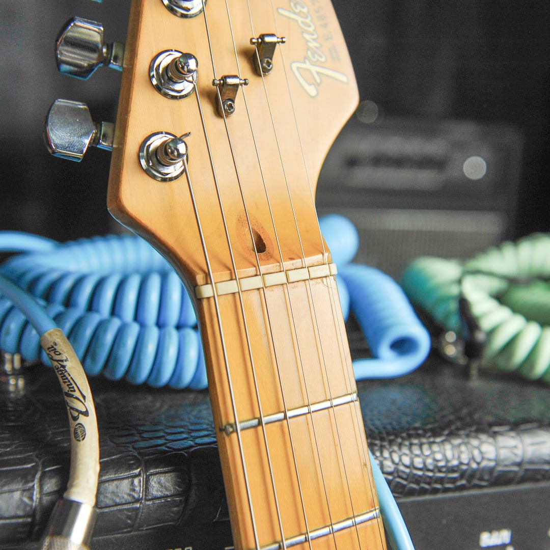 Fender Stratocaster 1984 Black, Maple Fingerboard Seymour Duncan Pickups w/Original Case - Used