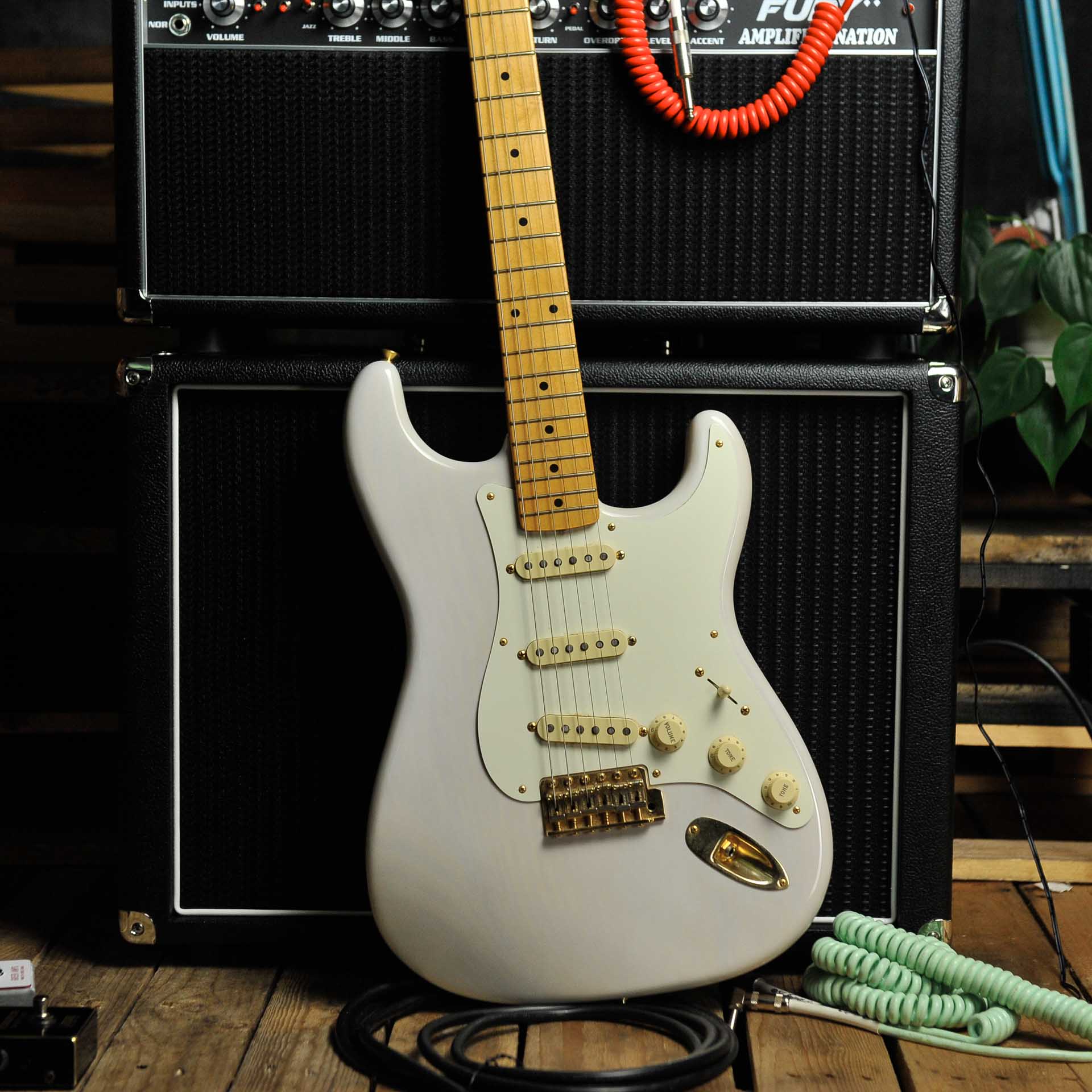 Limited Edition Fender AM Original 50s Strat MN White Blonde  2020 W/Case - Used