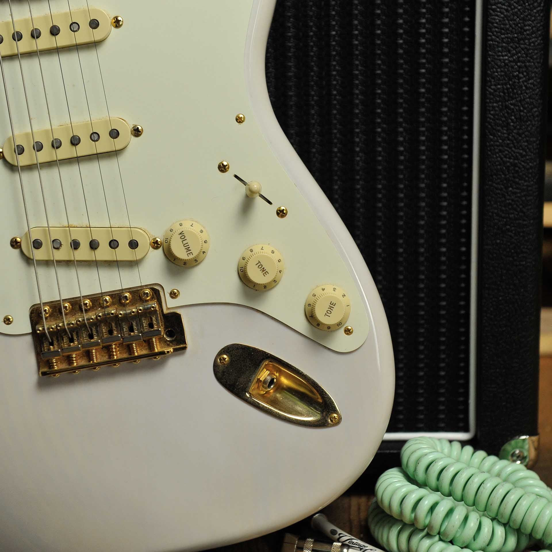 Limited Edition Fender AM Original 50s Strat MN White Blonde  2020 W/Case - Used