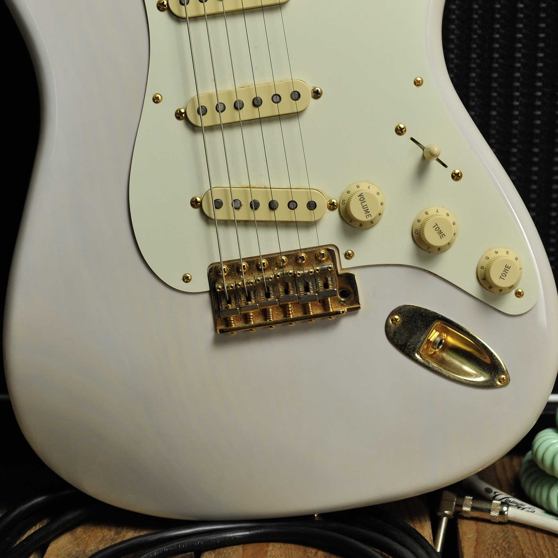 Limited Edition Fender AM Original 50s Strat MN White Blonde  2020 W/Case - Used