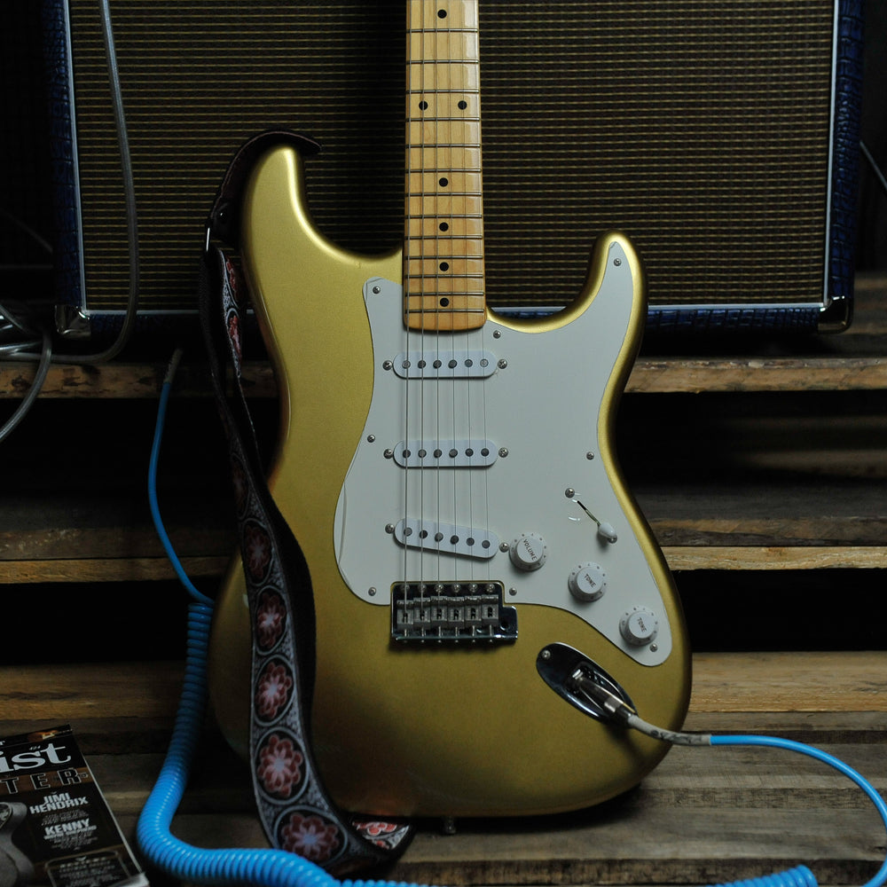 Fender American Original '50s Stratocaster®, Maple Fingerboard, Aztec Gold w/Case - Used