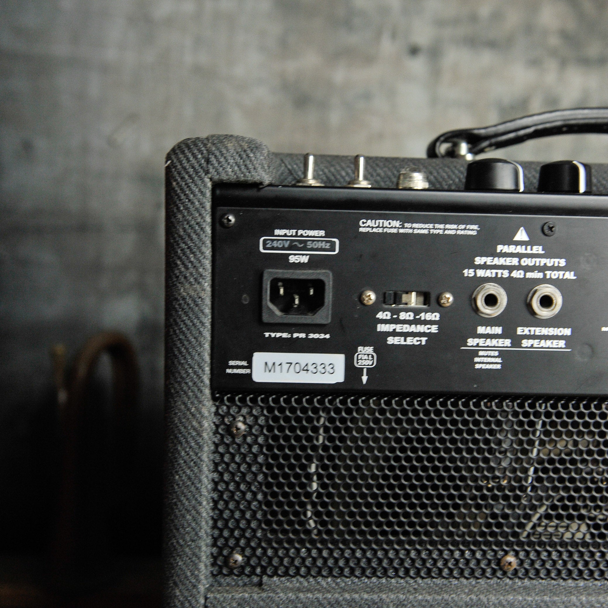 Fender Bassbreaker 15 1x12 Electric Guitar Combo - Used