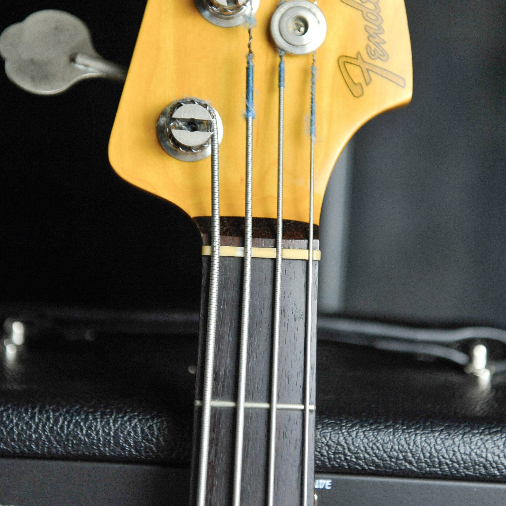 Fender Jazz Bass 60's Reissue MIJ 1990-1991 W/Case - Used