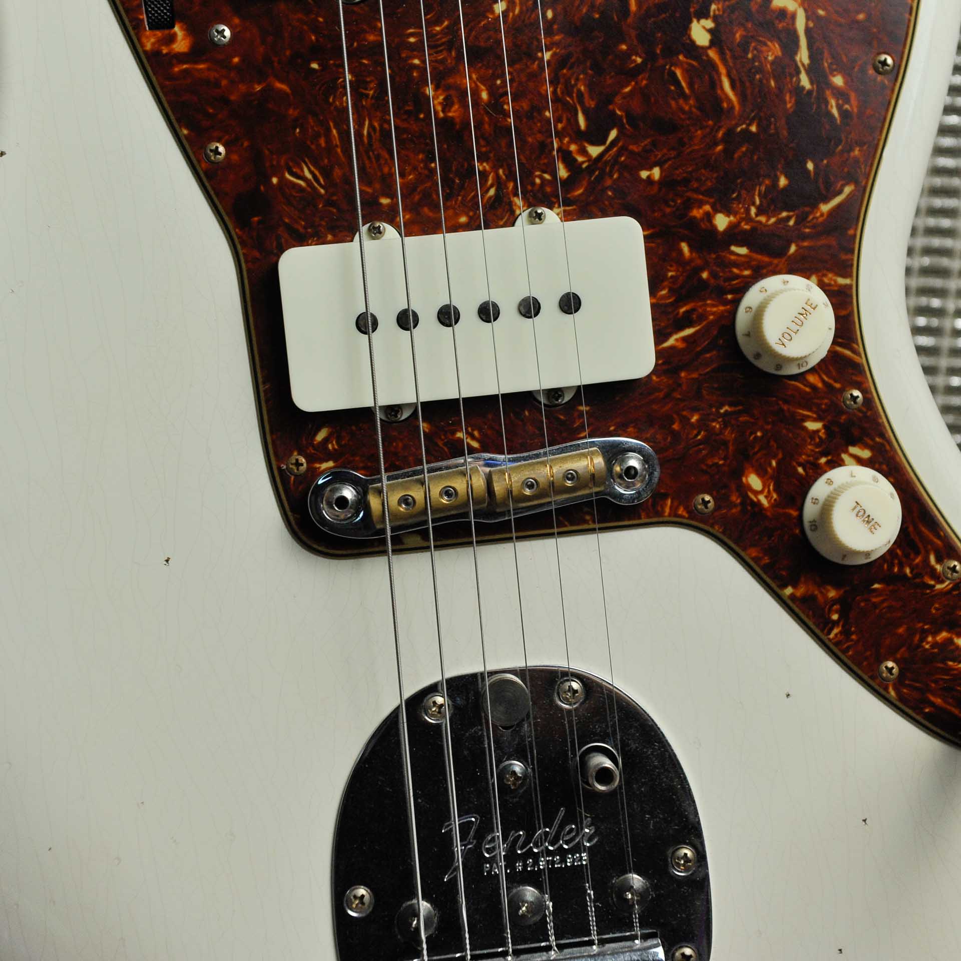 Fender 2023 Custom Shop ’62 Jazzmaster® Journeyman Relic®, Aged Olympic White w/Case - Used