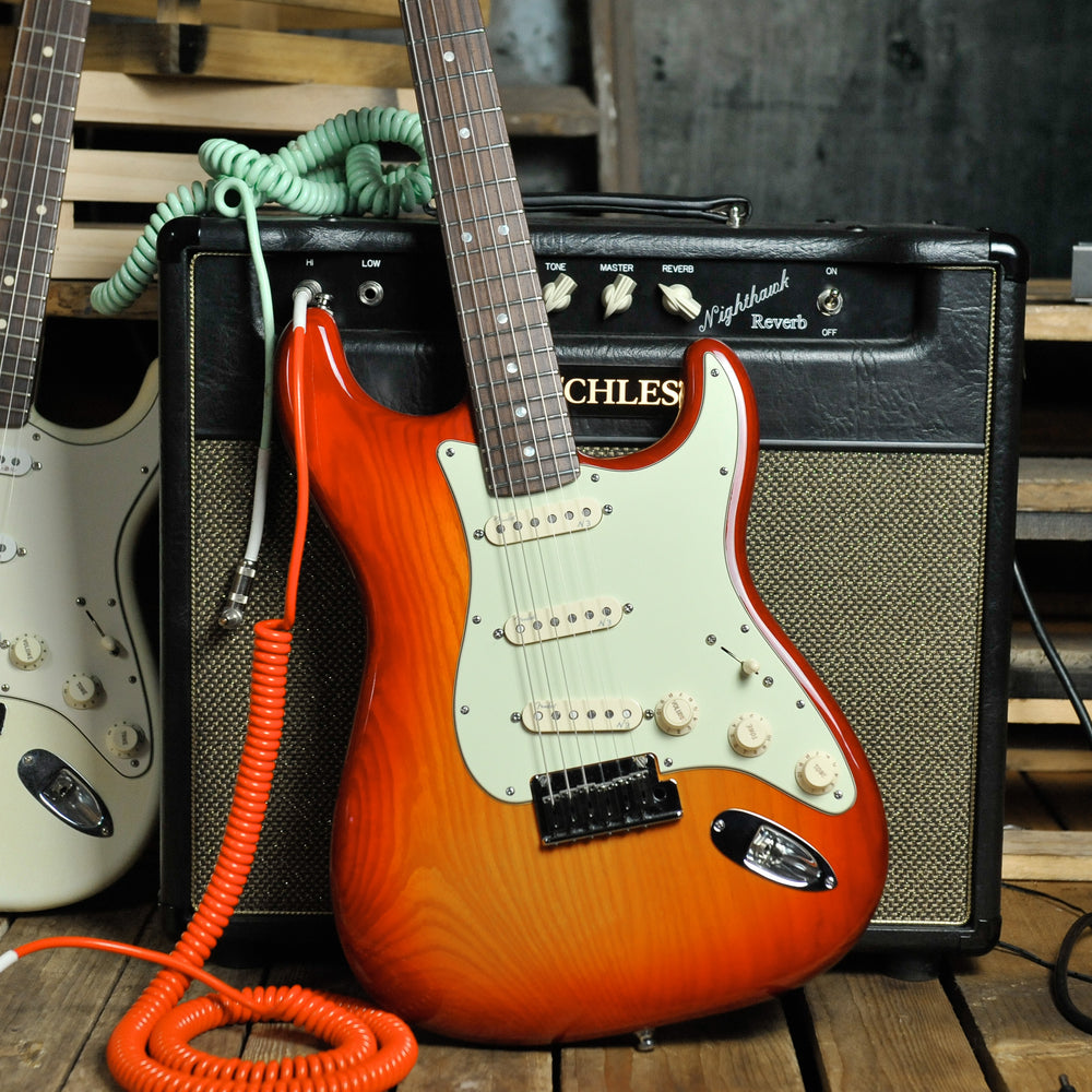 Fender American Deluxe Strat Ash Aged Cherry Burst Rosewood 2012 - Used