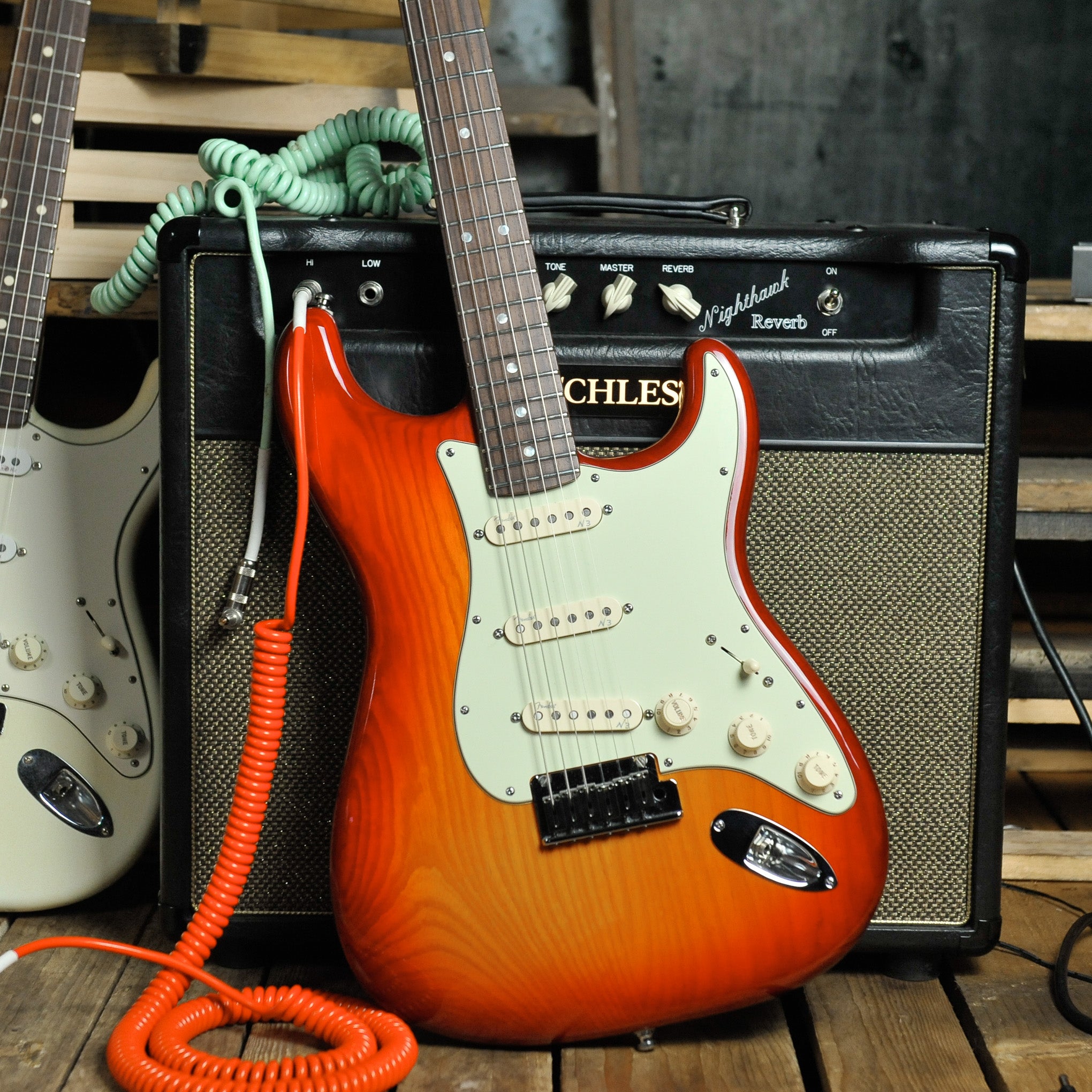 Fender American Deluxe Strat Ash Aged Cherry Burst Rosewood 2012 - Used