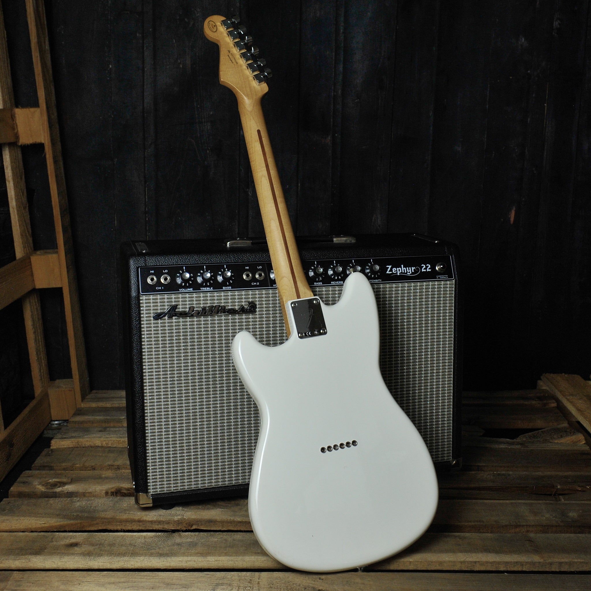 Fender Duo Sonic Artic White w/Hot Rails Seymour Duncan Pickup - Used