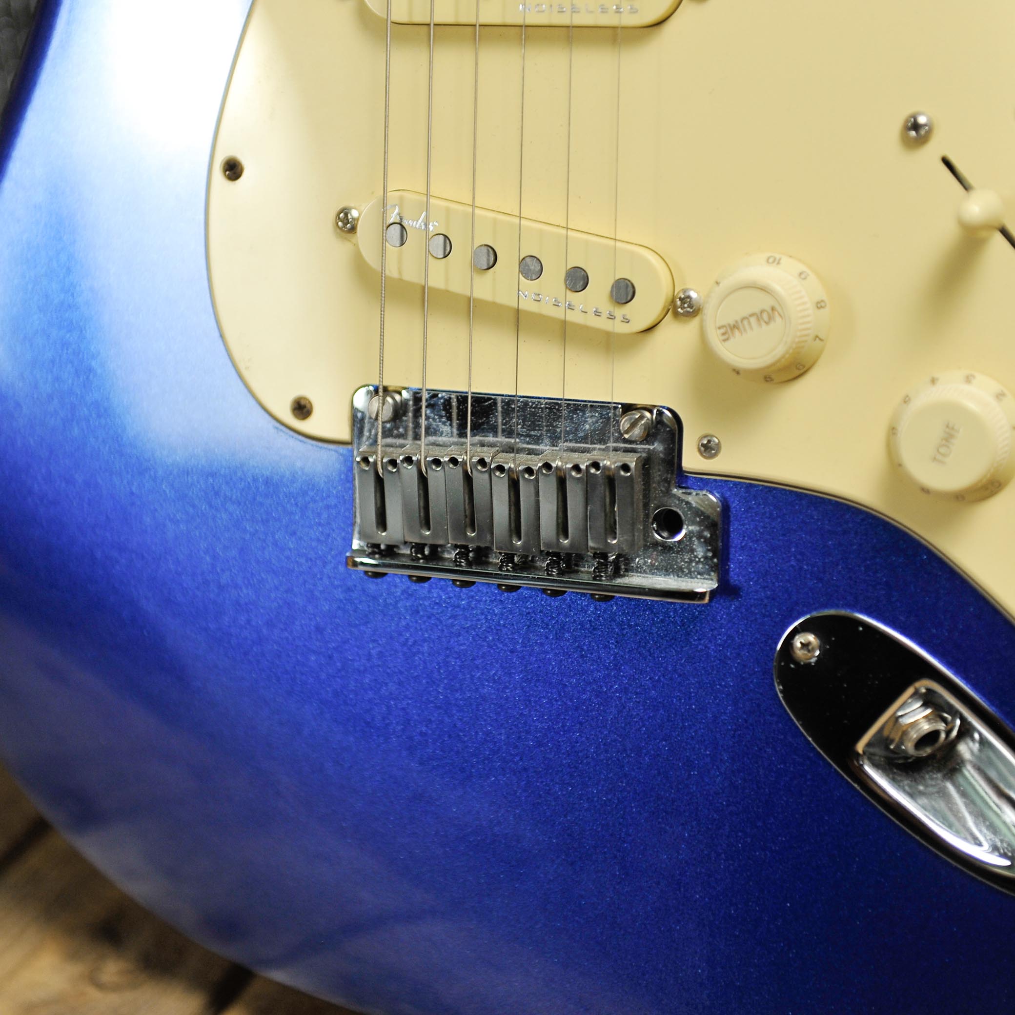 Fender AM Stratocaster Ultra MN Cobalt Blue W/Case - Used