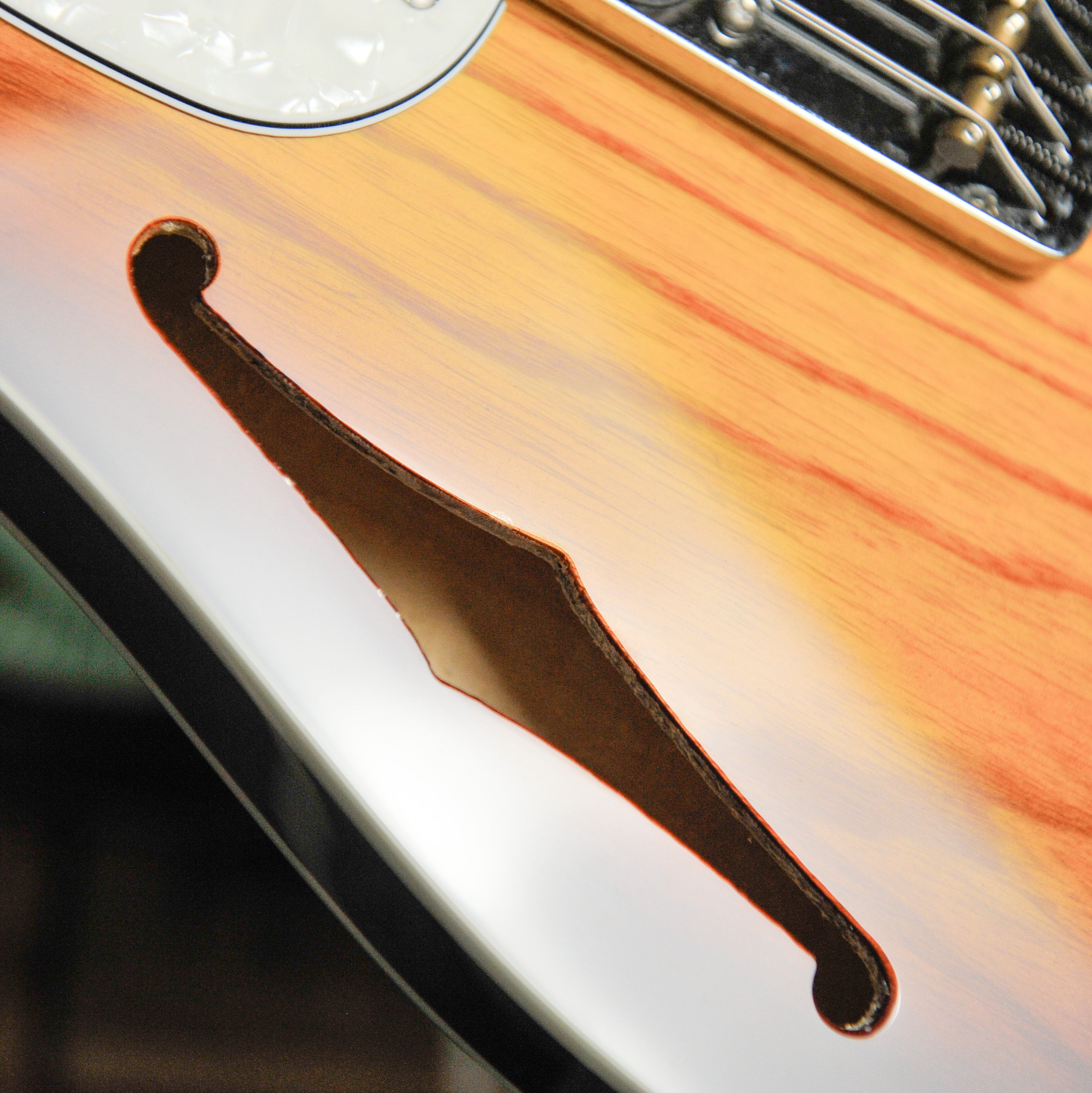 G&L Tribute ASAT Classic Semi-Hollow Electric Guitar - Antique Sunburst s/n 210202382 - Used