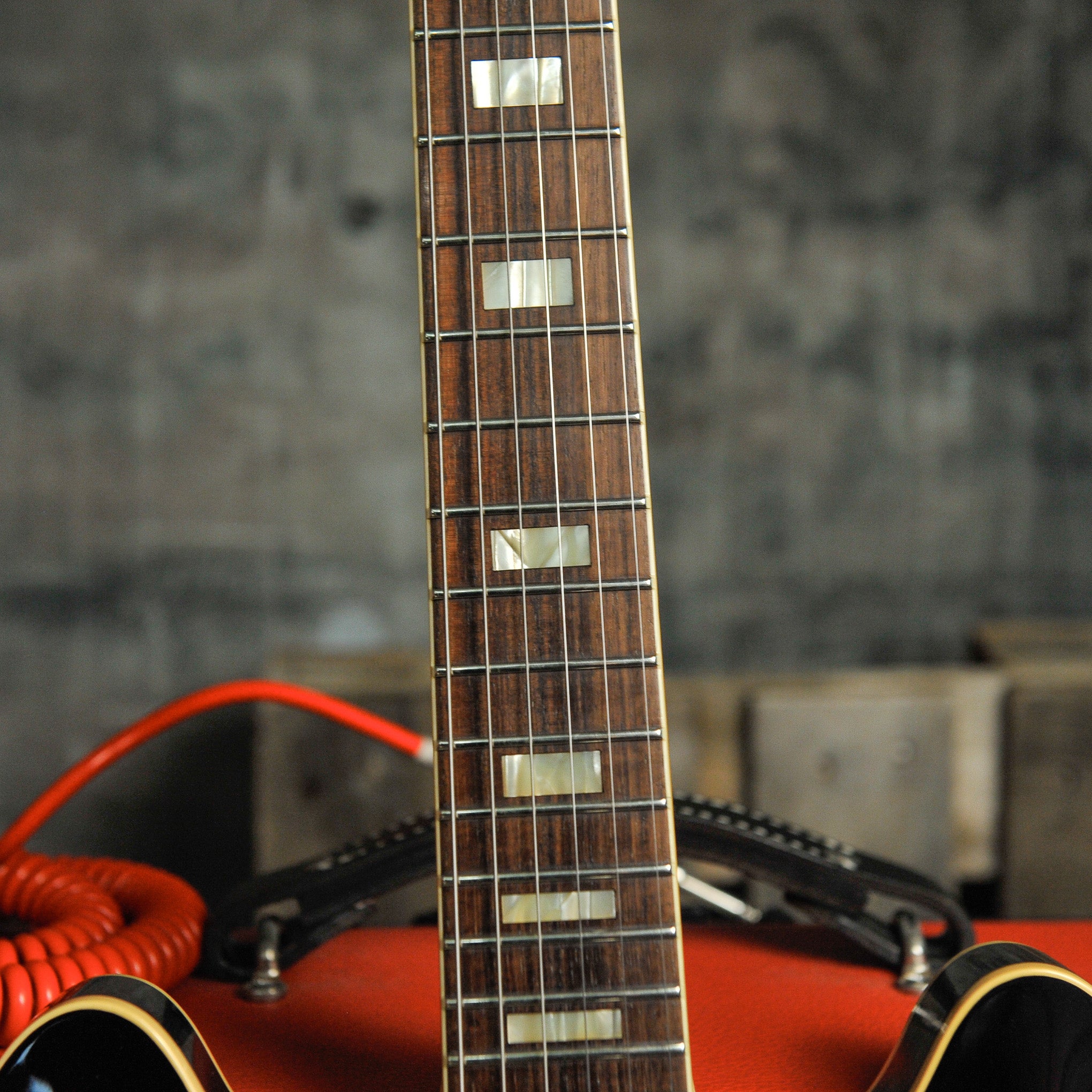 Gibson 64 ES-335 Reissue VOS Vintage Burst w/Case - Used