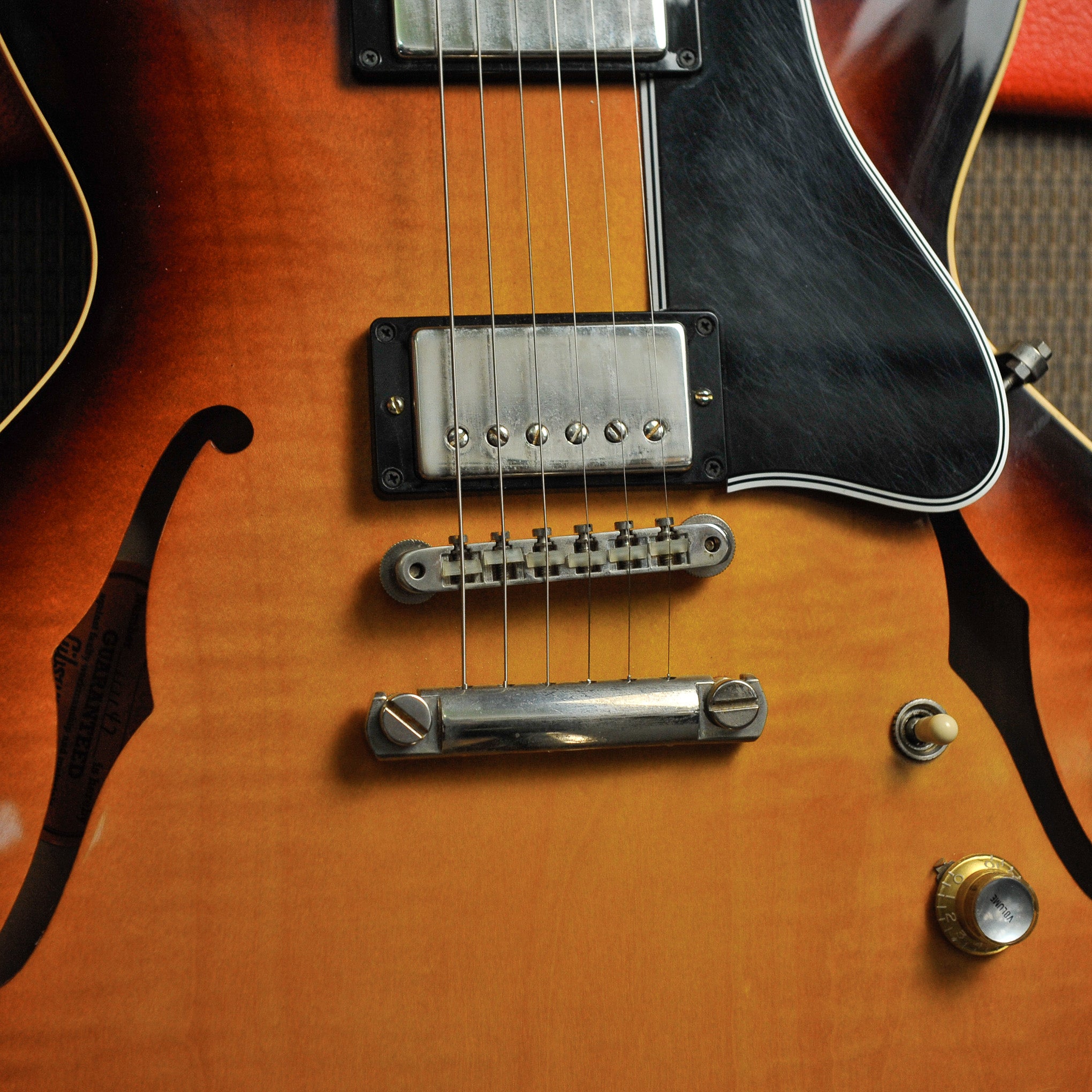 Gibson 64 ES-335 Reissue VOS Vintage Burst w/Case - Used