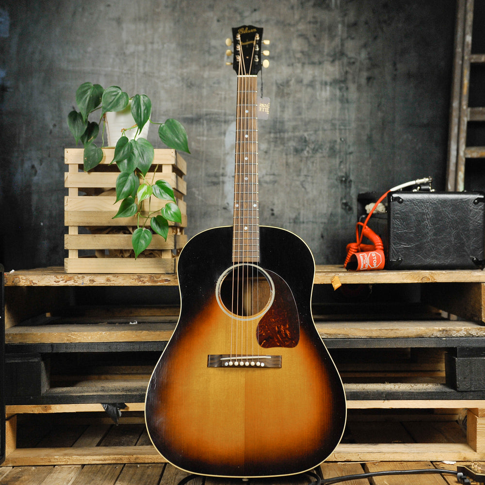 Gibson Murphy Lab 1942 Banner J-45 Light Aged Vintage Sunburst - Used