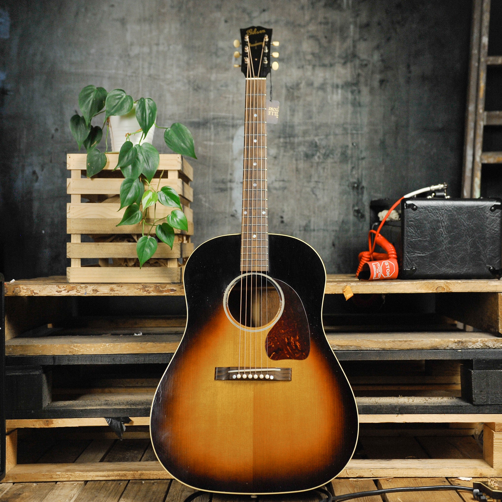 Gibson Murphy Lab 1942 Banner J-45 Light Aged Vintage Sunburst - Used