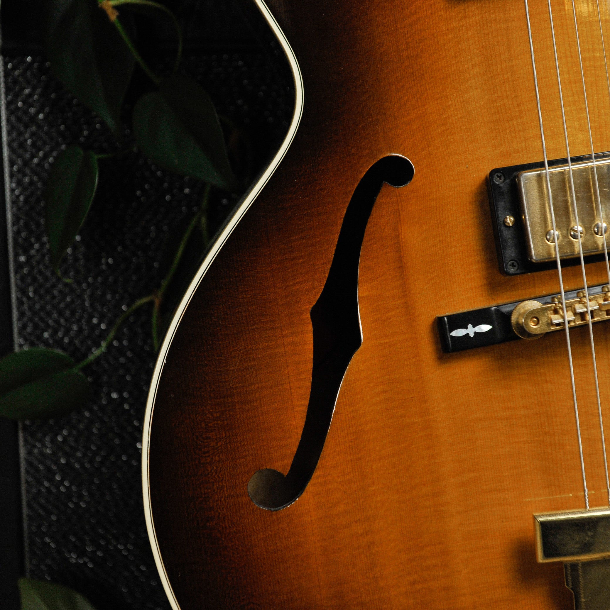 Gibson L4 Sunburst CES 1997 Archtop Electric Guitar w/Case - Used