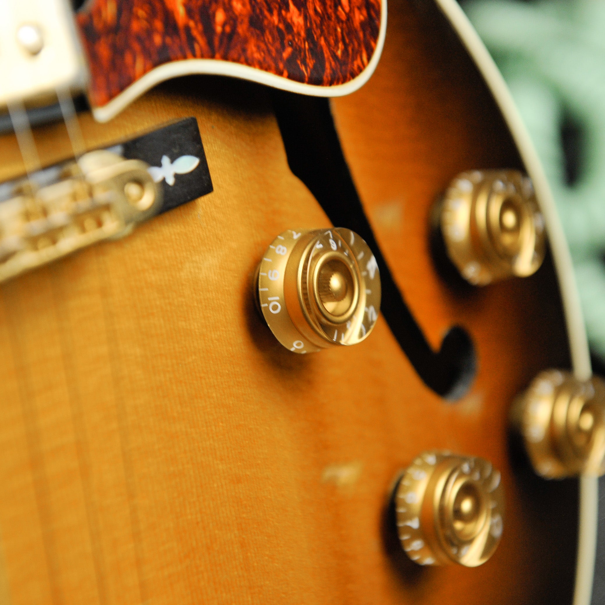 Gibson L4 Sunburst CES 1997 Archtop Electric Guitar w/Case - Used