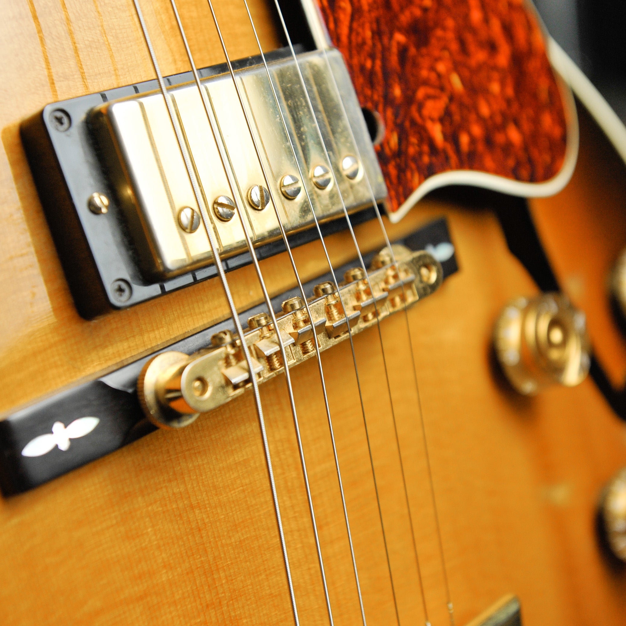 Gibson L4 Sunburst CES 1997 Archtop Electric Guitar w/Case - Used