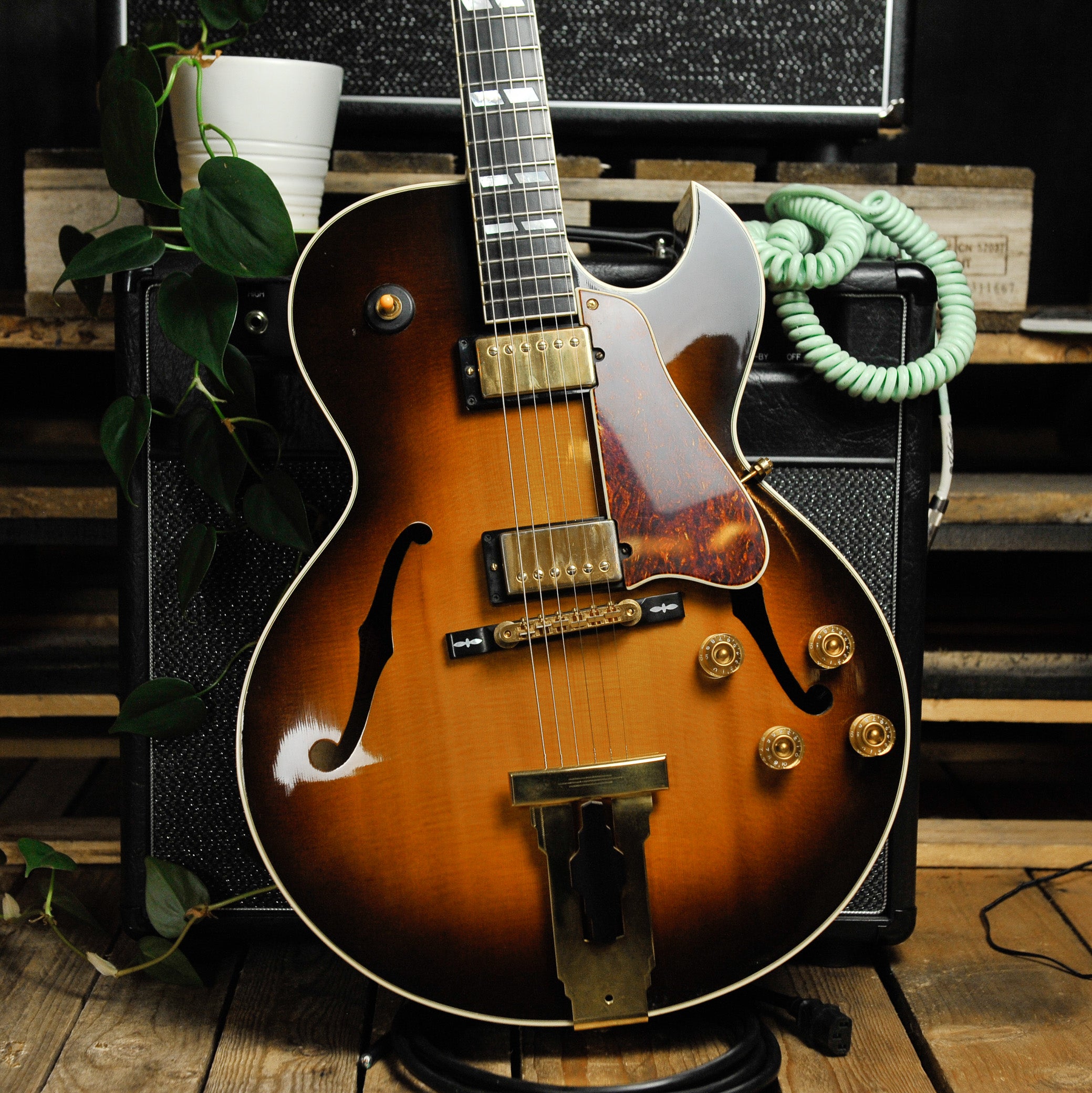Gibson L4 Sunburst CES 1997 Archtop Electric Guitar w/Case - Used