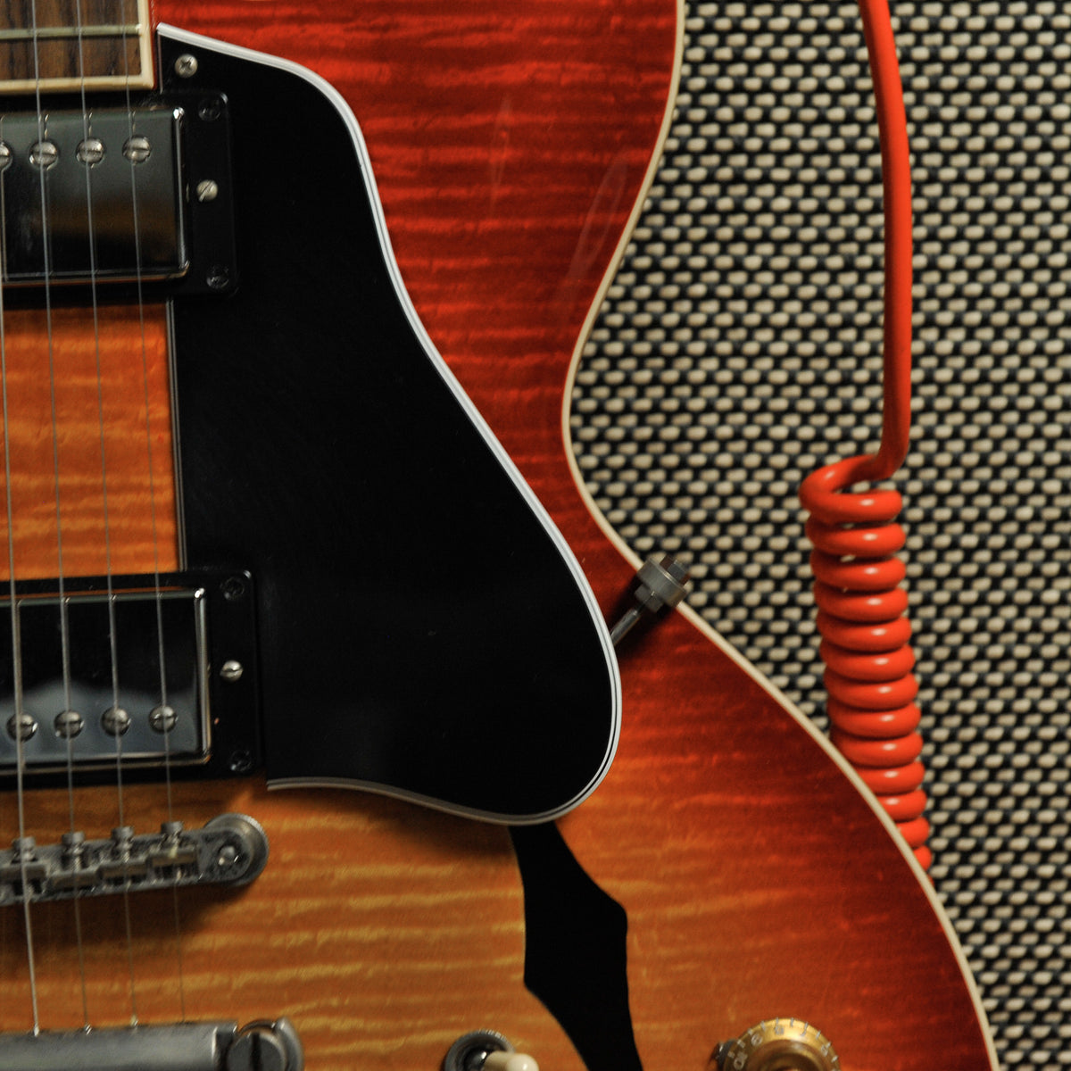 Gibson ES-335 Figured Heritage Cherry Sunburst #127590315 w/Case - Used