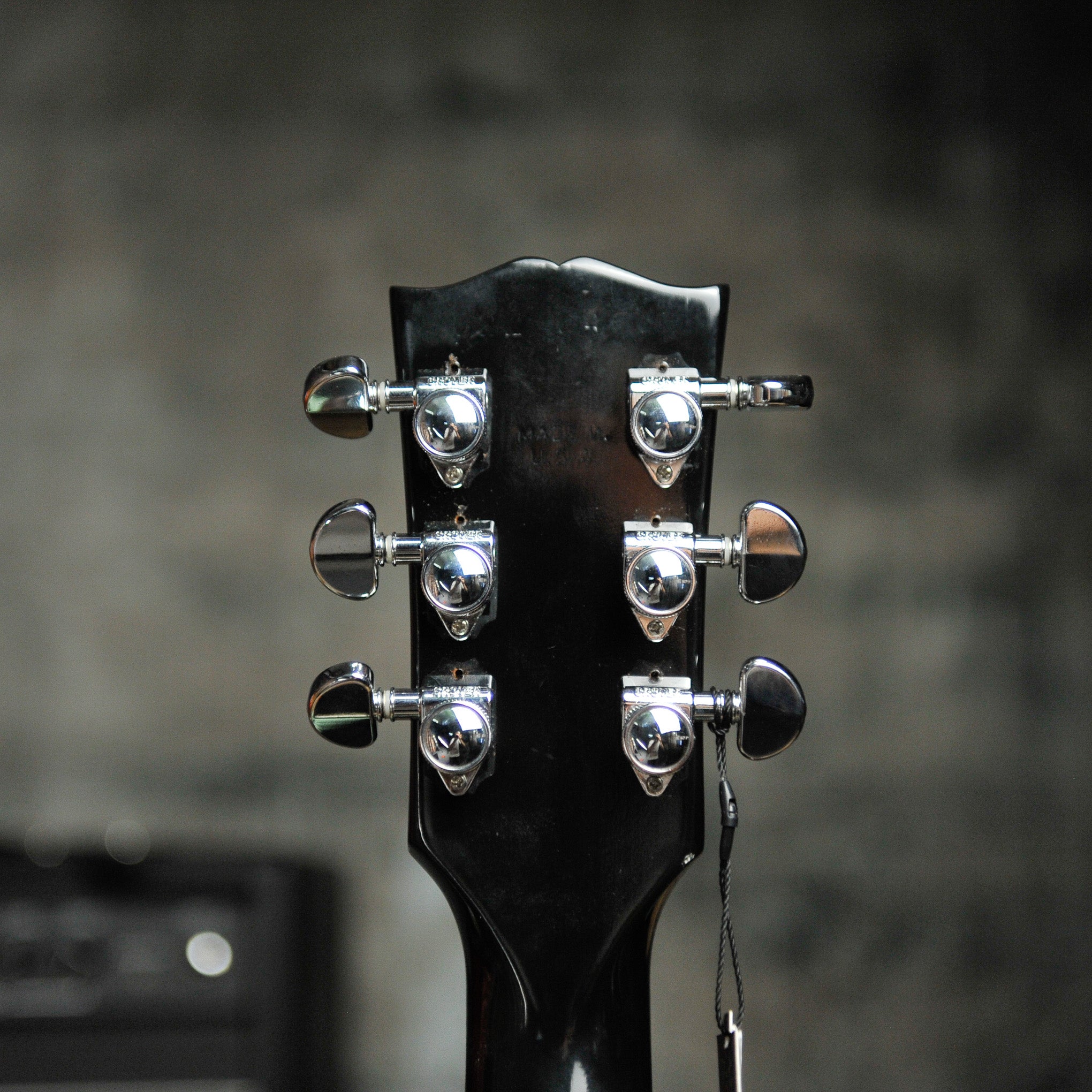 Gibson 2002 Les Paul Studio Ebony w/CnB Hard Case - Used