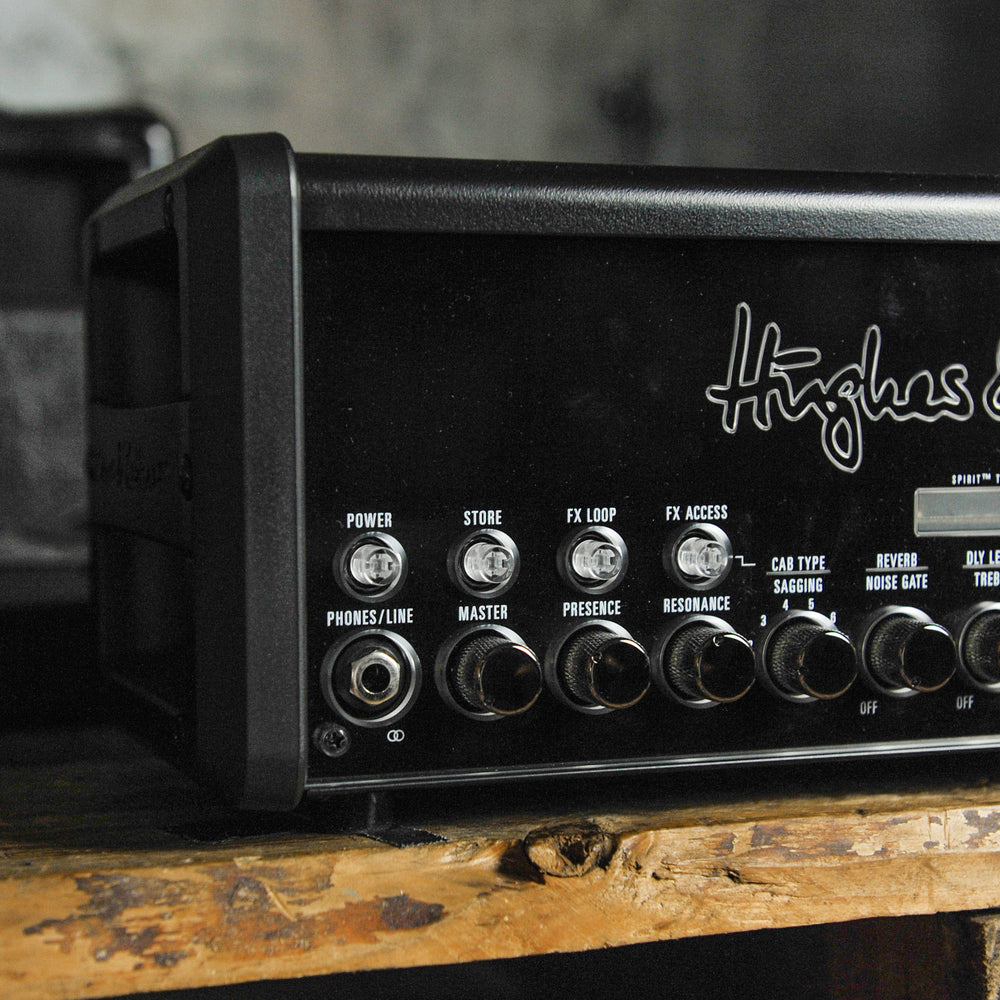 Hughes & Kettner Black Spirit 200 Head w/Midi Footswitch & bag - Used