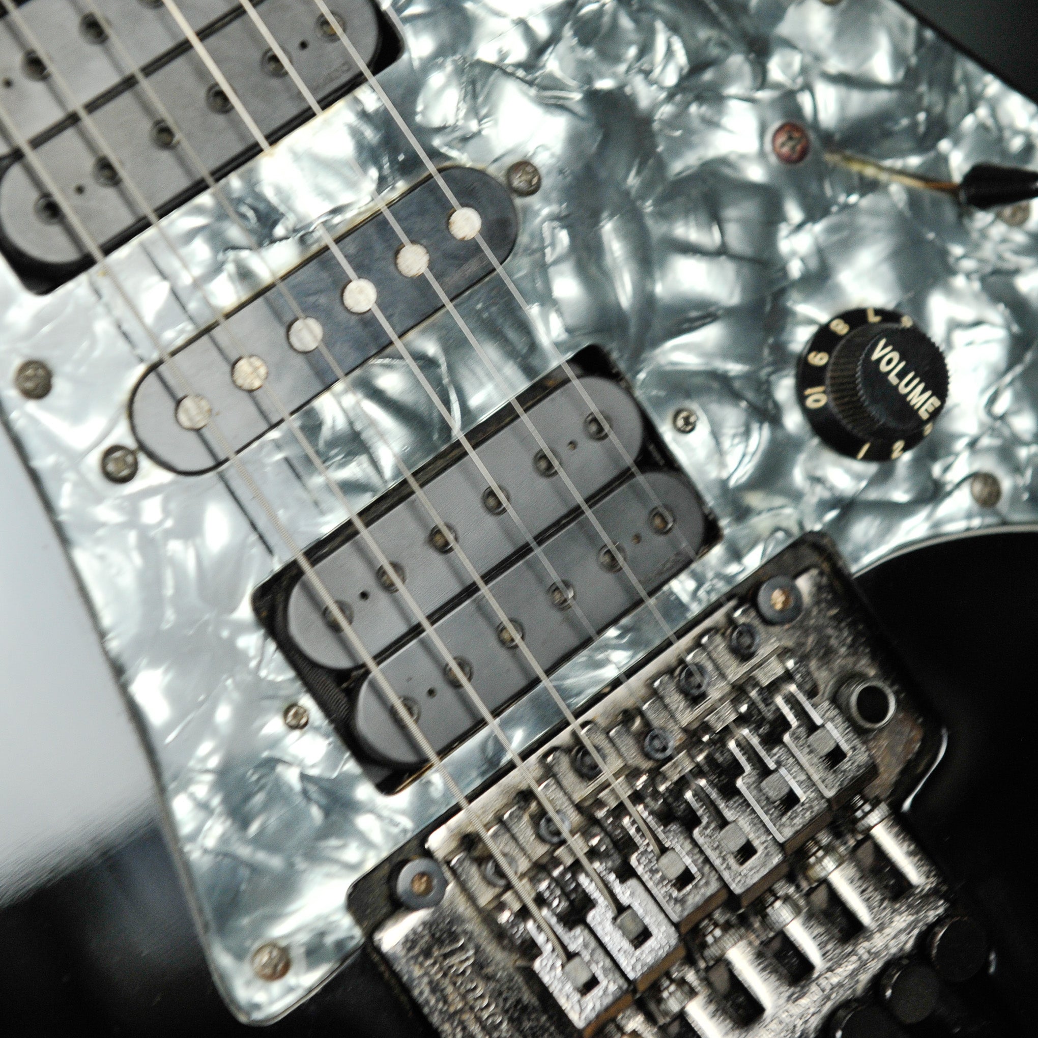 Ibanez Jem 555 Electric Guitar Black w/Case - Used