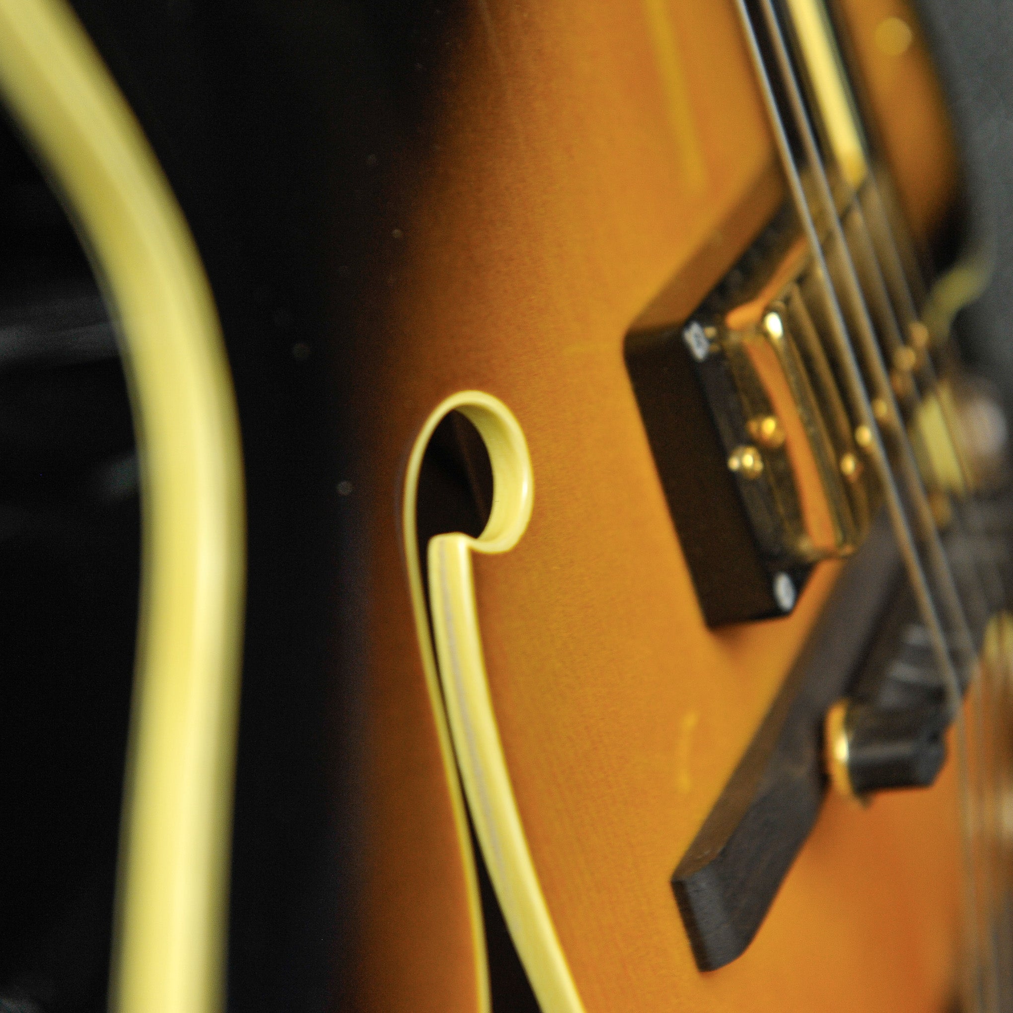 Ibanez LGB300 VYS George Benson Signature Vintage Yellow Sunburst w/Case - Used
