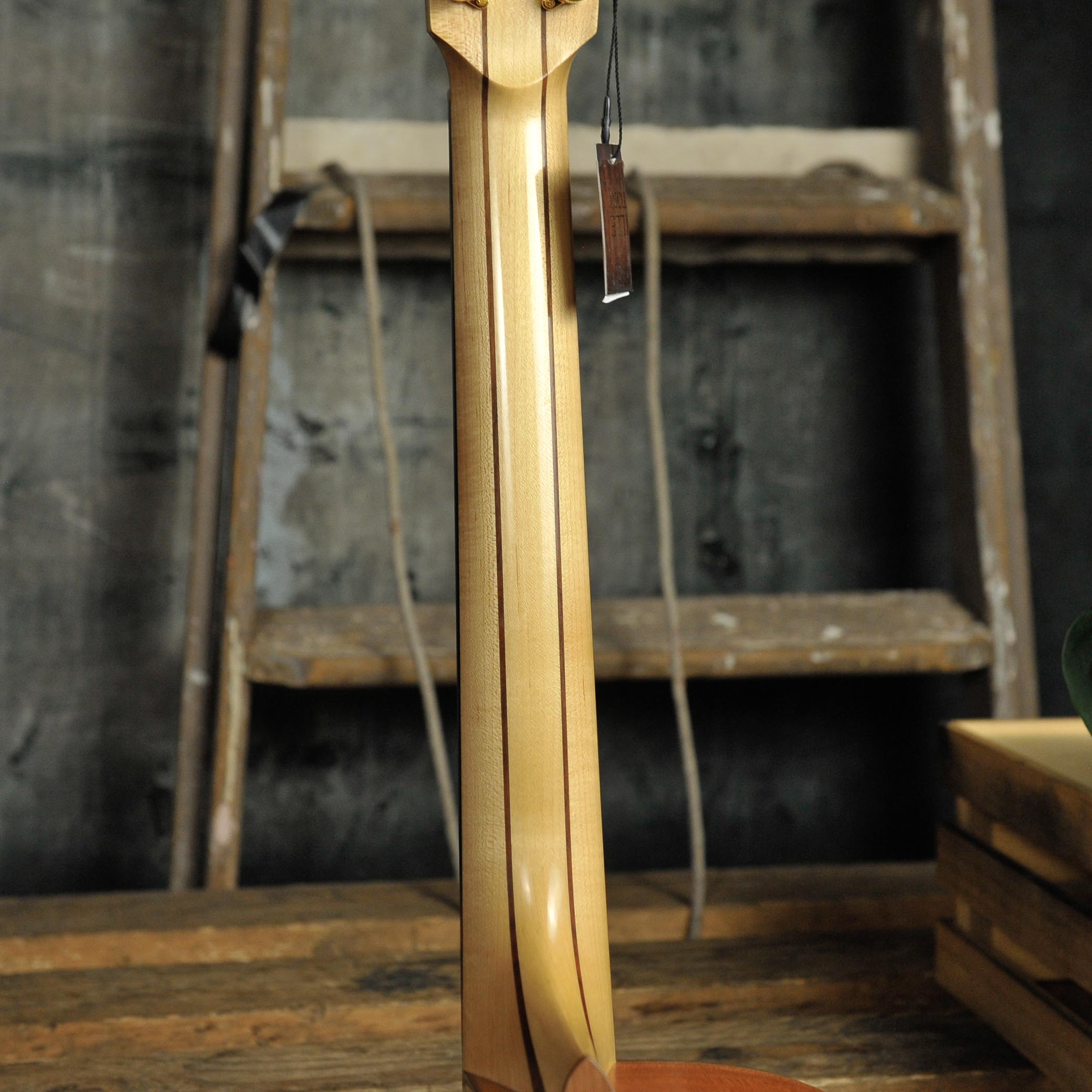 Lowden Jon Gomm Signature Acoustic Guitar – Used