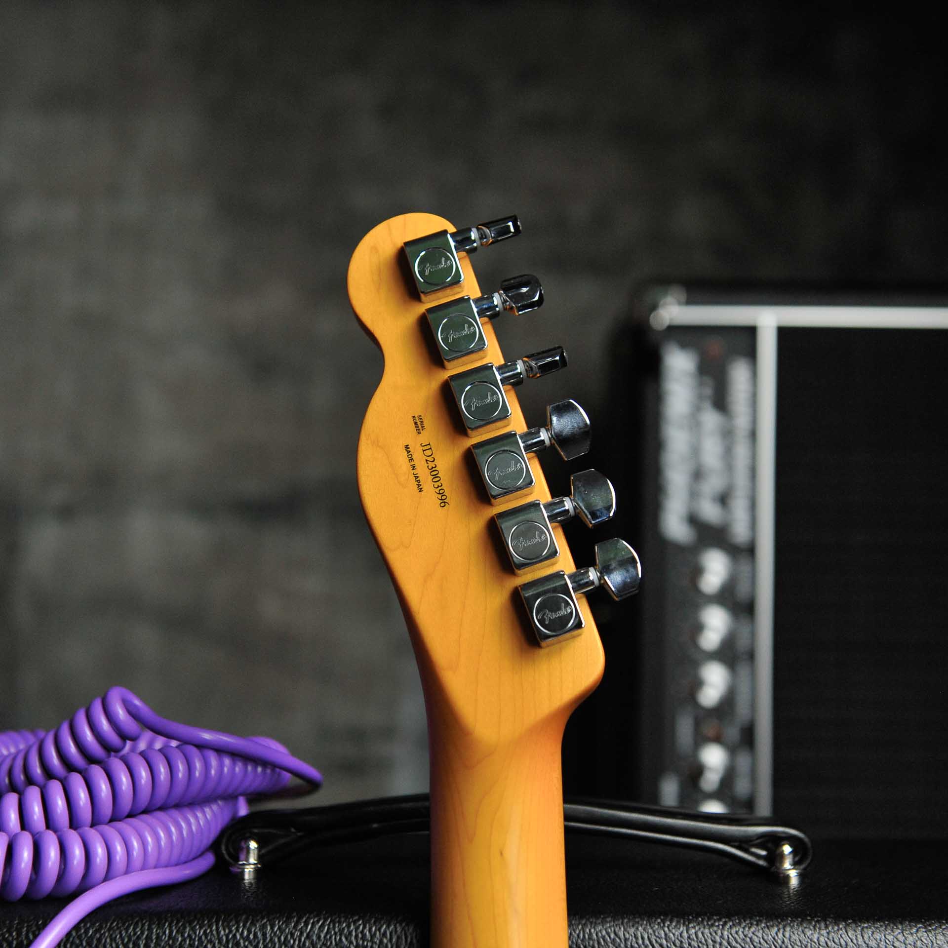 Fender MIJ Elemental Tele HH White w/Bag - Used