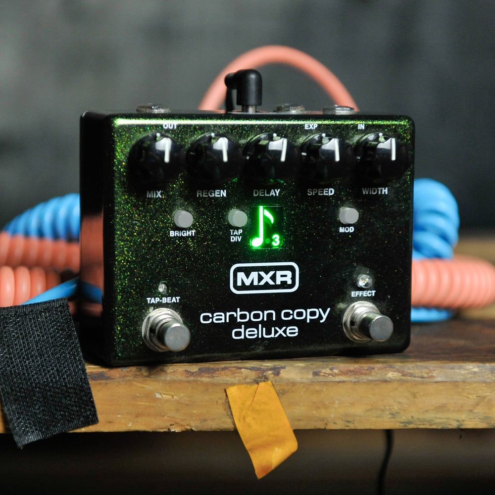 MXR M292 Carbon Copy Deluxe Analog Delay Pedal - Used