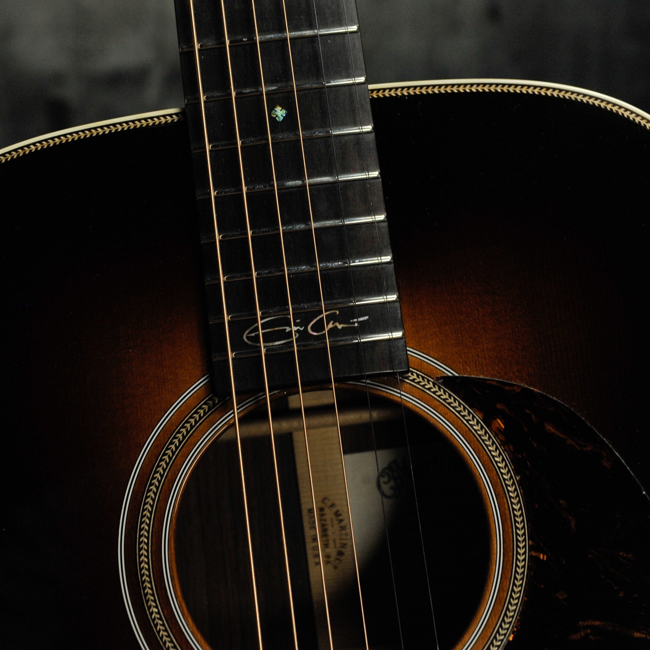 Martin 000-28ECSB Eric Clapton Signature Model Sunburst  w/Case #18973 - Used