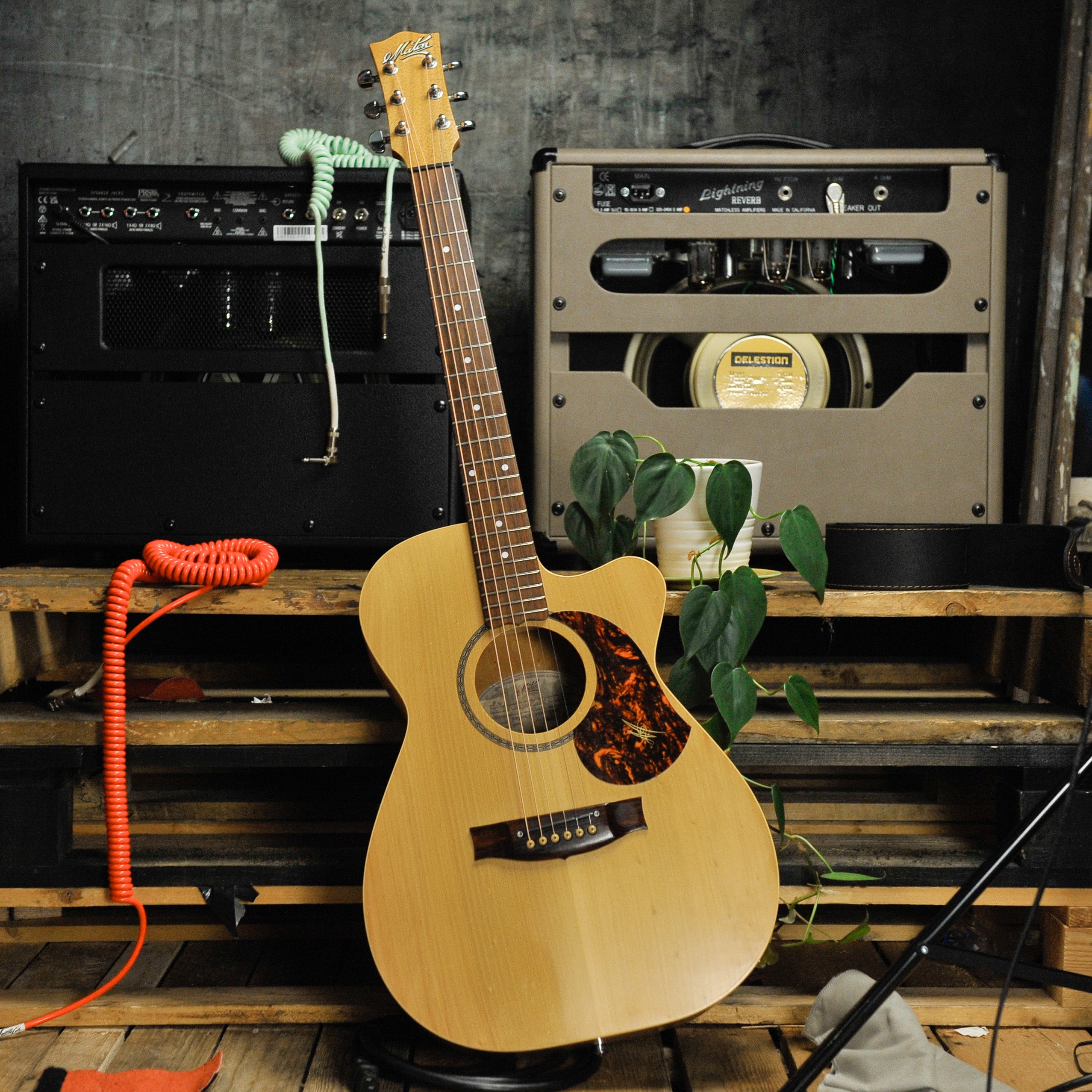 Maton Performer 808 Acoustic Guitar 2012 w/Case - Used