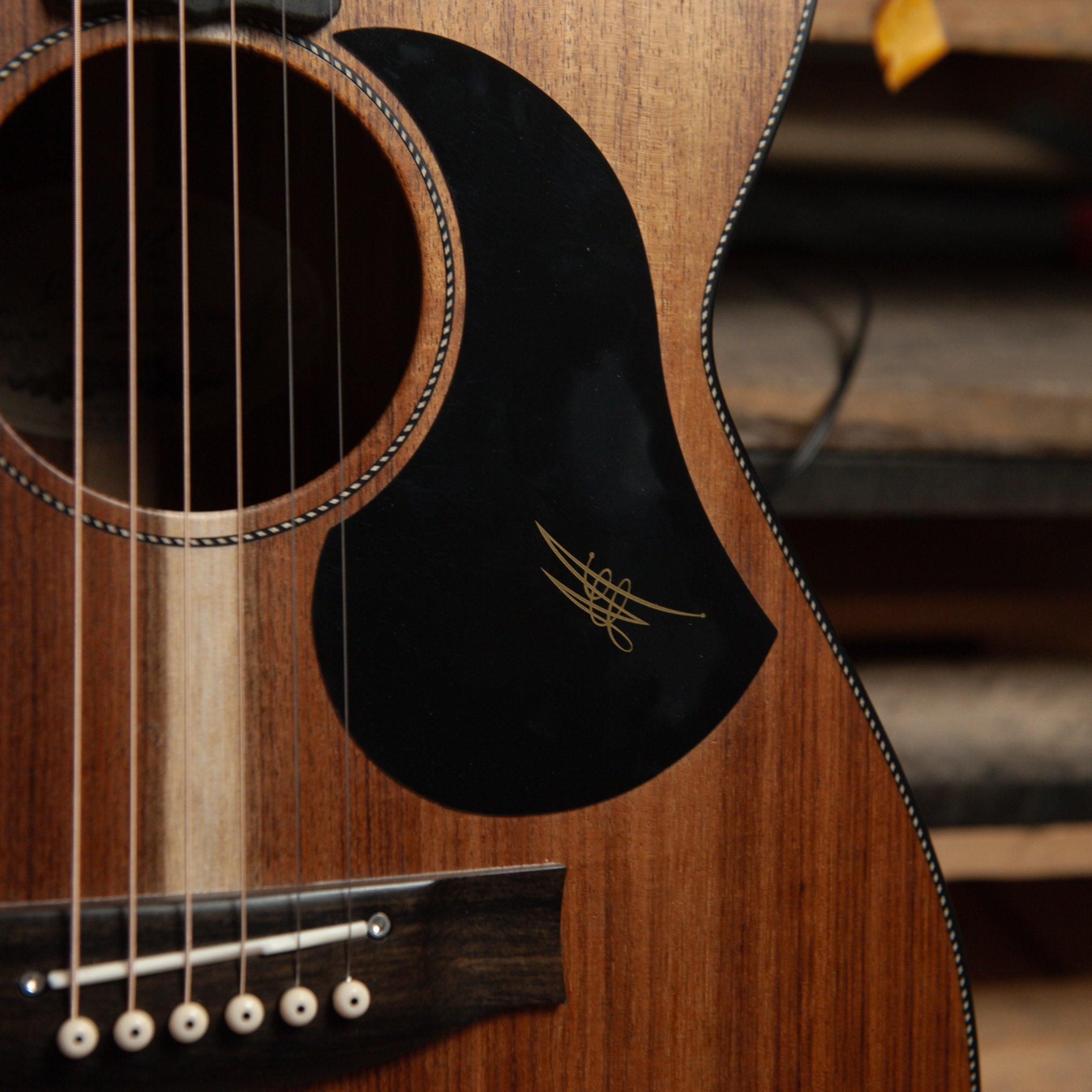 Maton EBW808 W/Case - Used