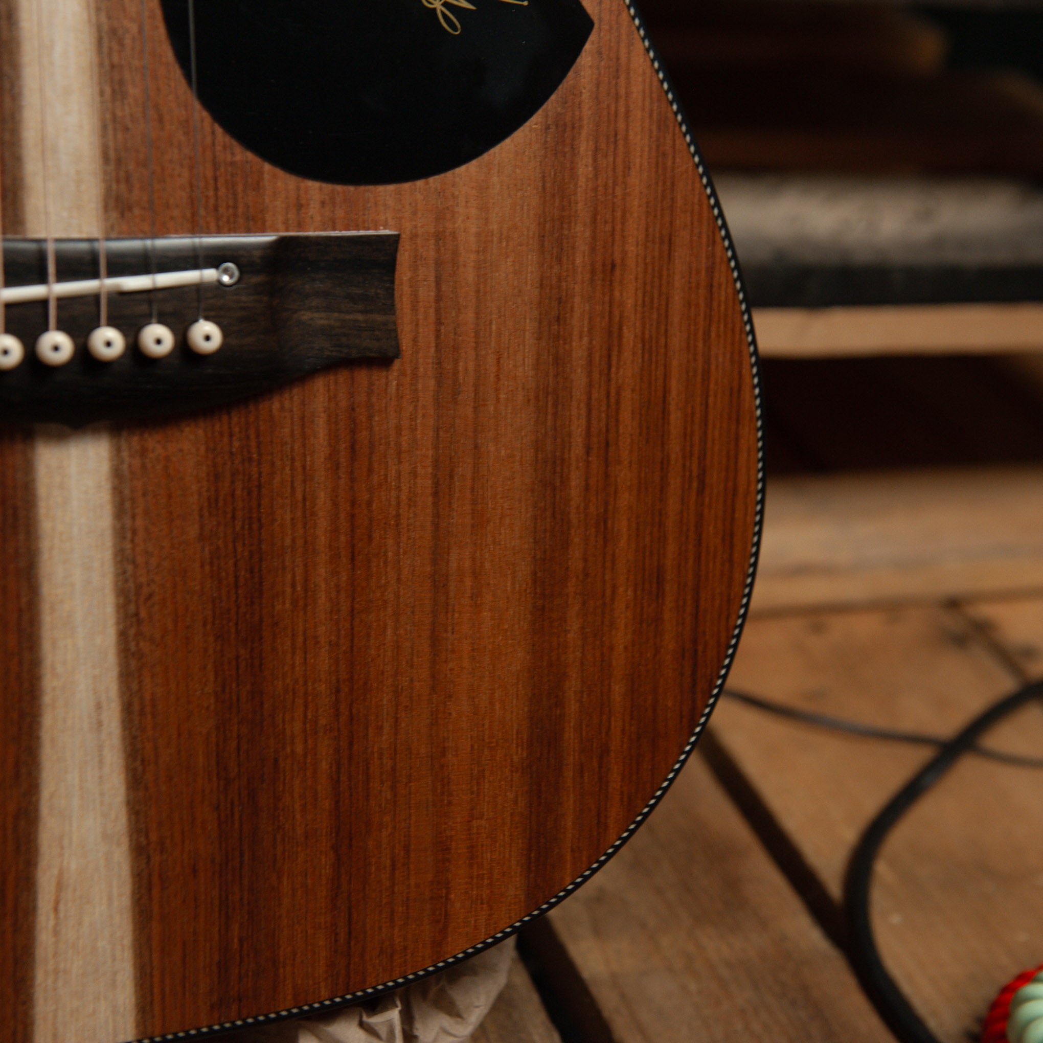 Maton EBW808 W/Case - Used