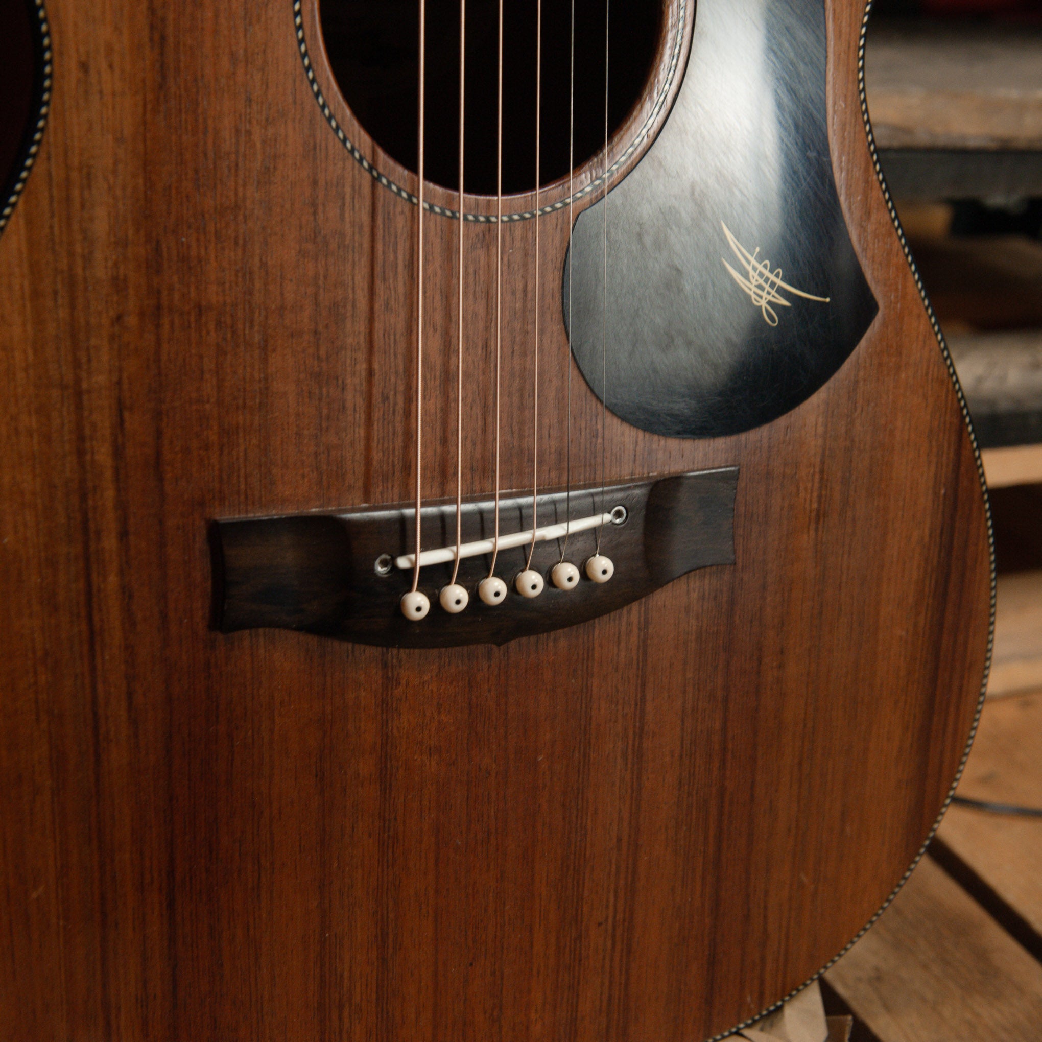Maton EBW808C Blackwood Series w/Case - Used