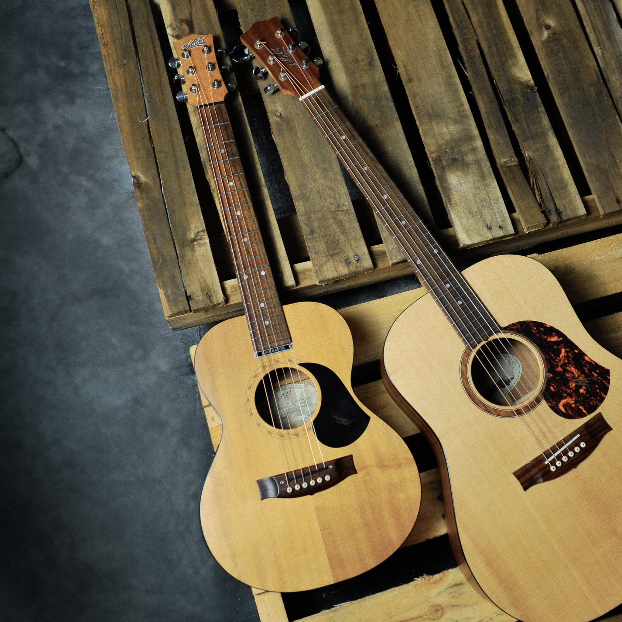 Solid wood acoustic guitar under deals 1000